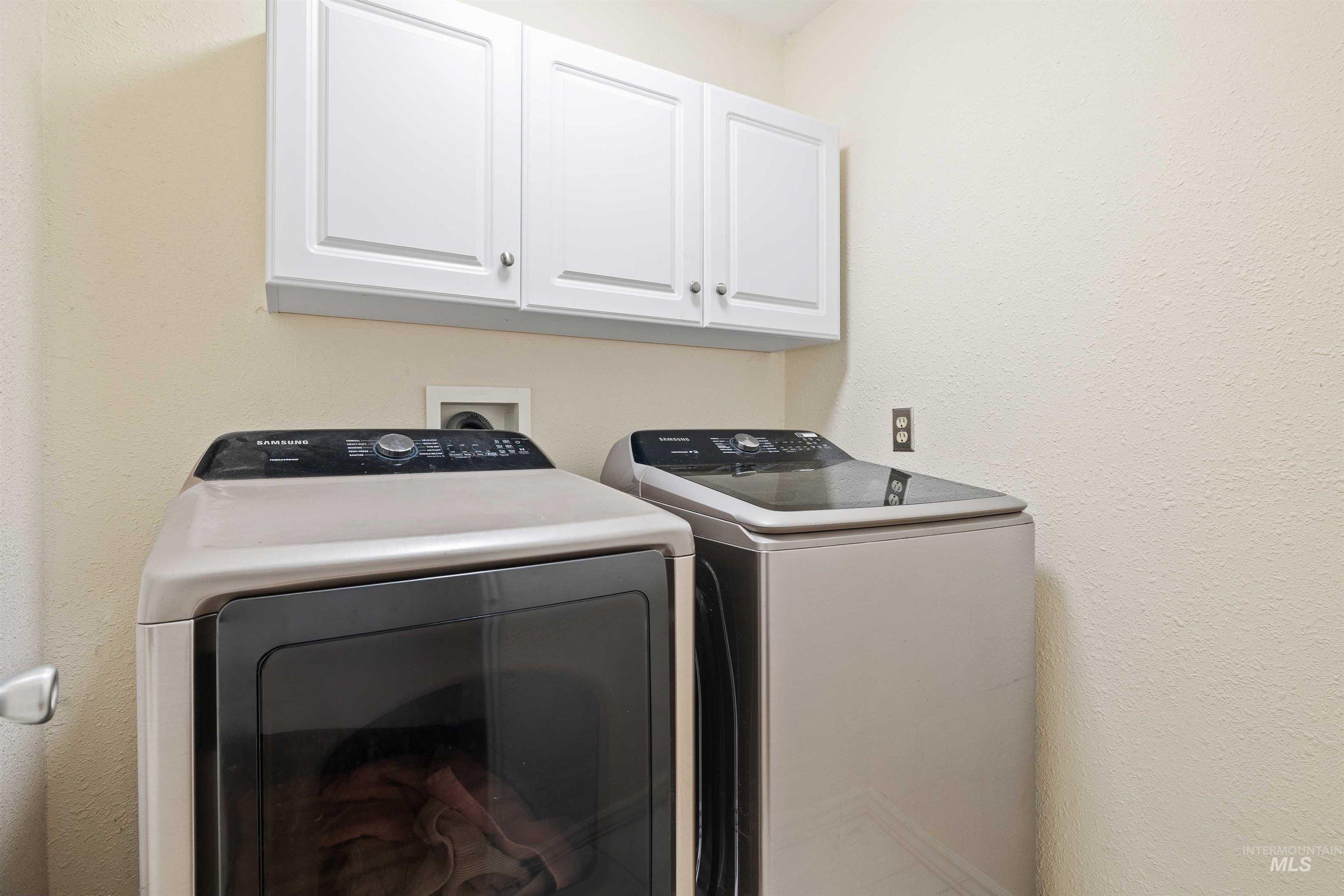 2176 Addison Ave E Property Photo 25