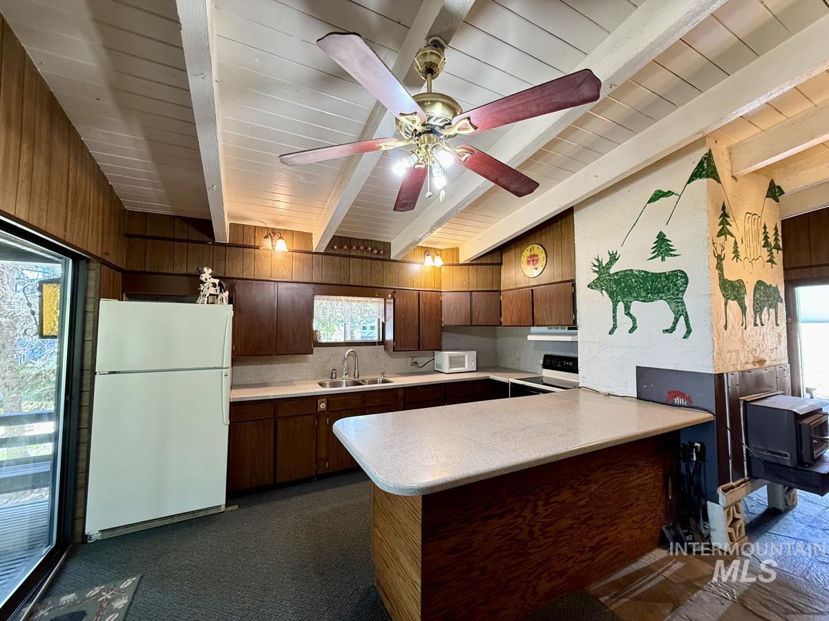 9 Victoria Way Property Photo 4