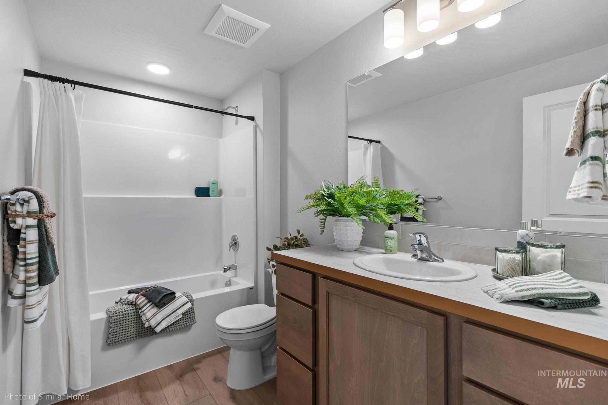 11087 Claremont St Property Photo 22