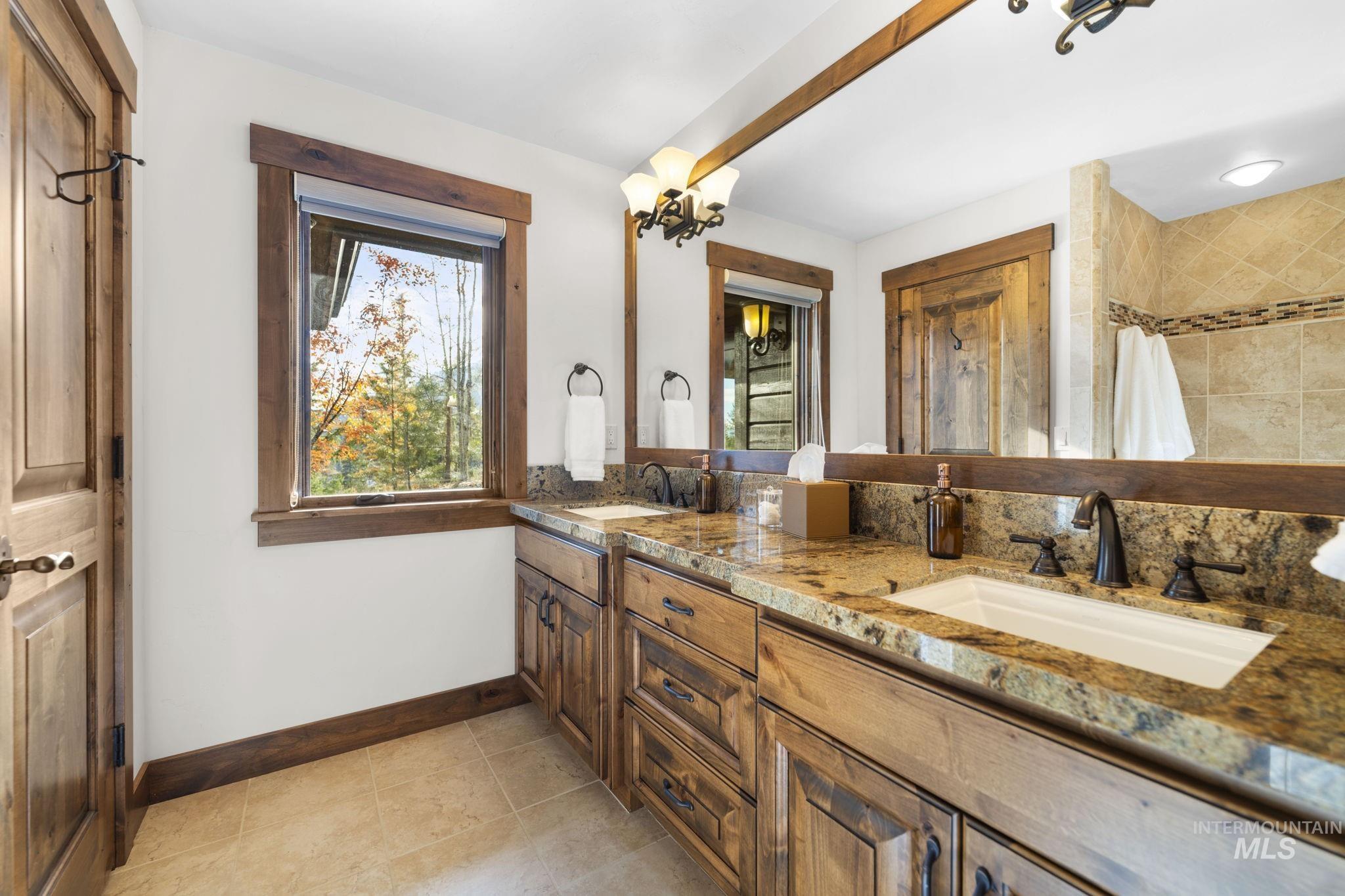291 Whitewater Drive Property Photo 46