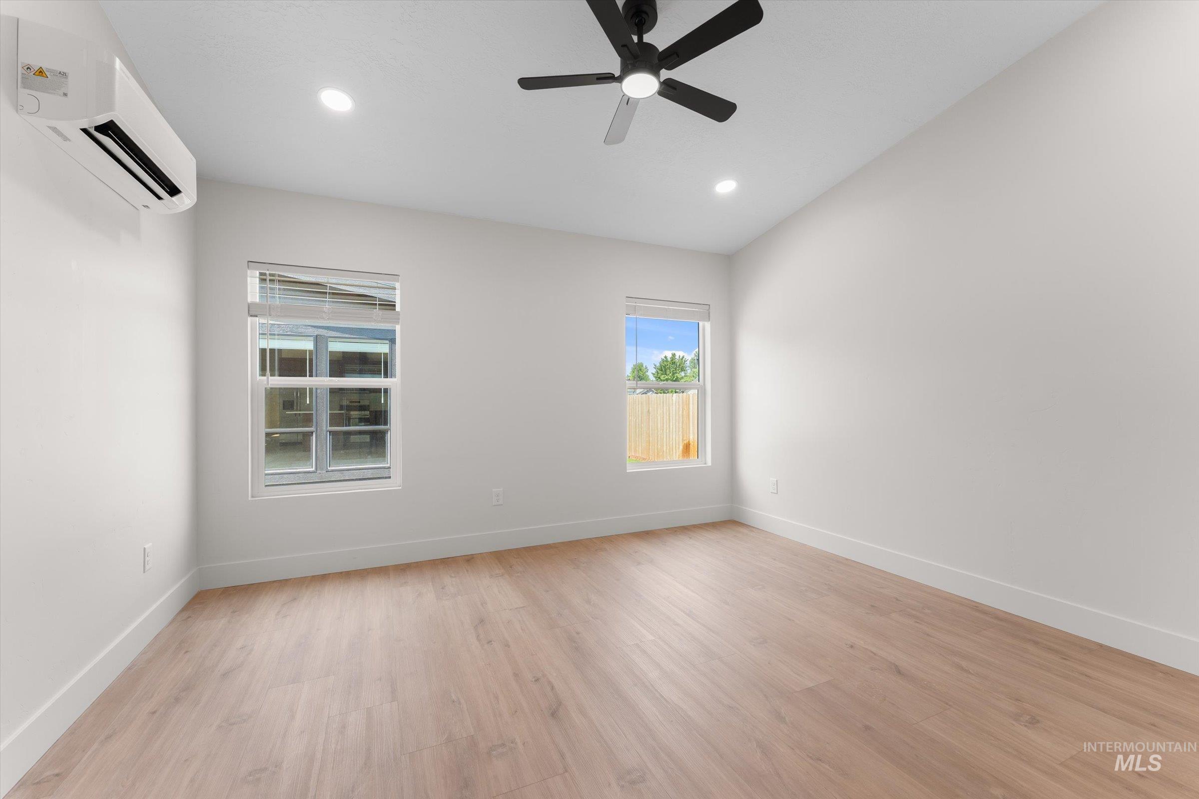 398 W London St Property Photo 15