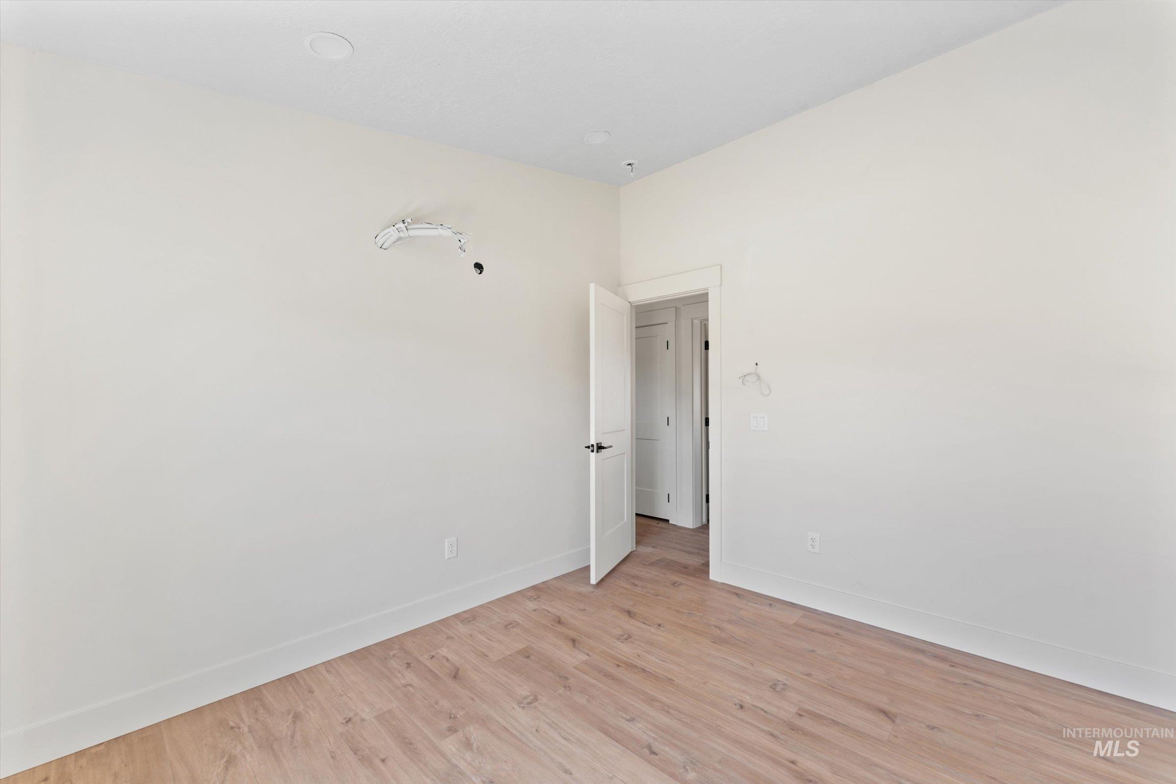 398 W London St Property Photo 33
