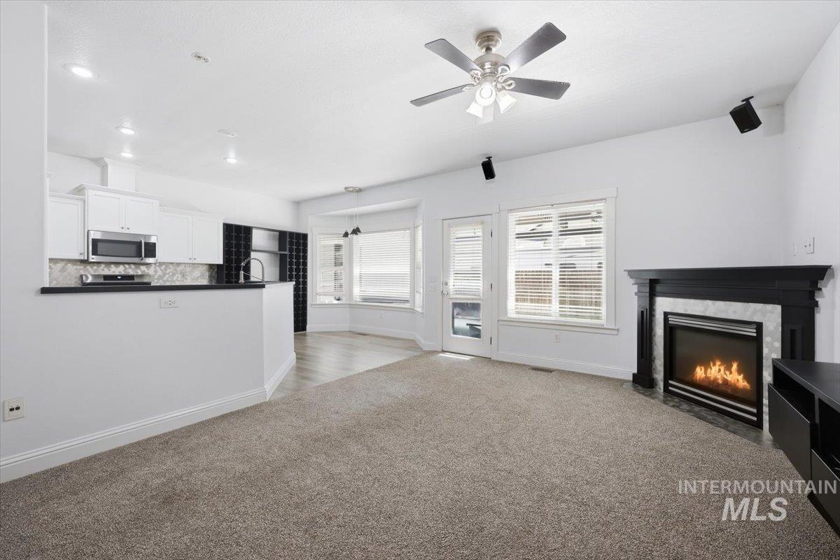1827 W Lotus Ponds Ct. Property Photo 8