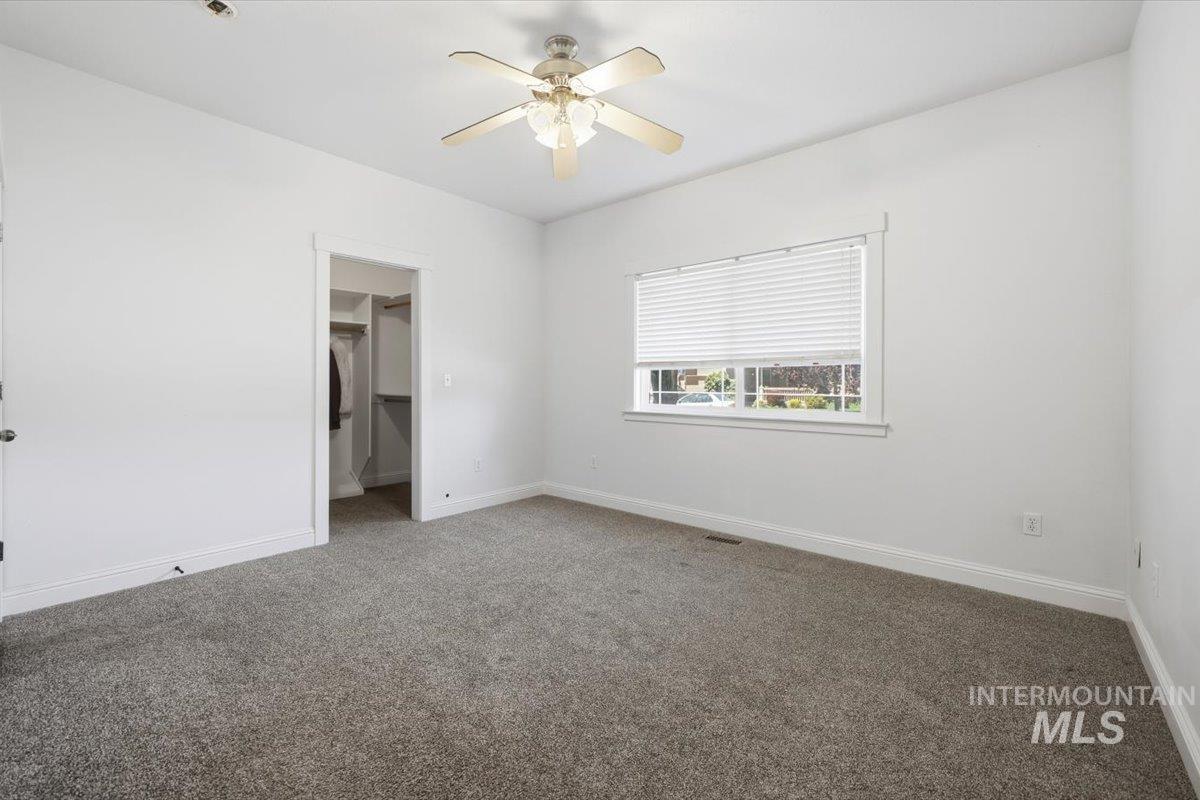 1827 W Lotus Ponds Ct. Property Photo 17