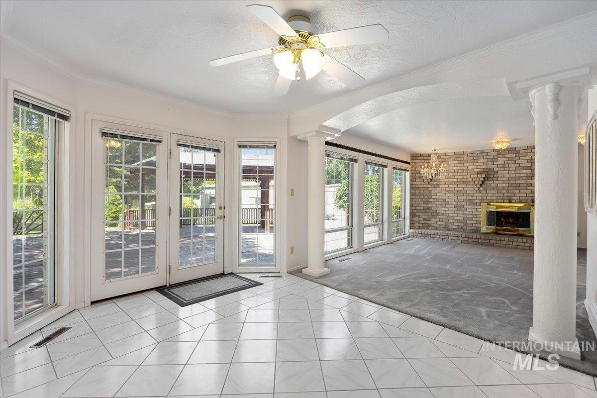 1672 Briarwood Ln Property Photo 14