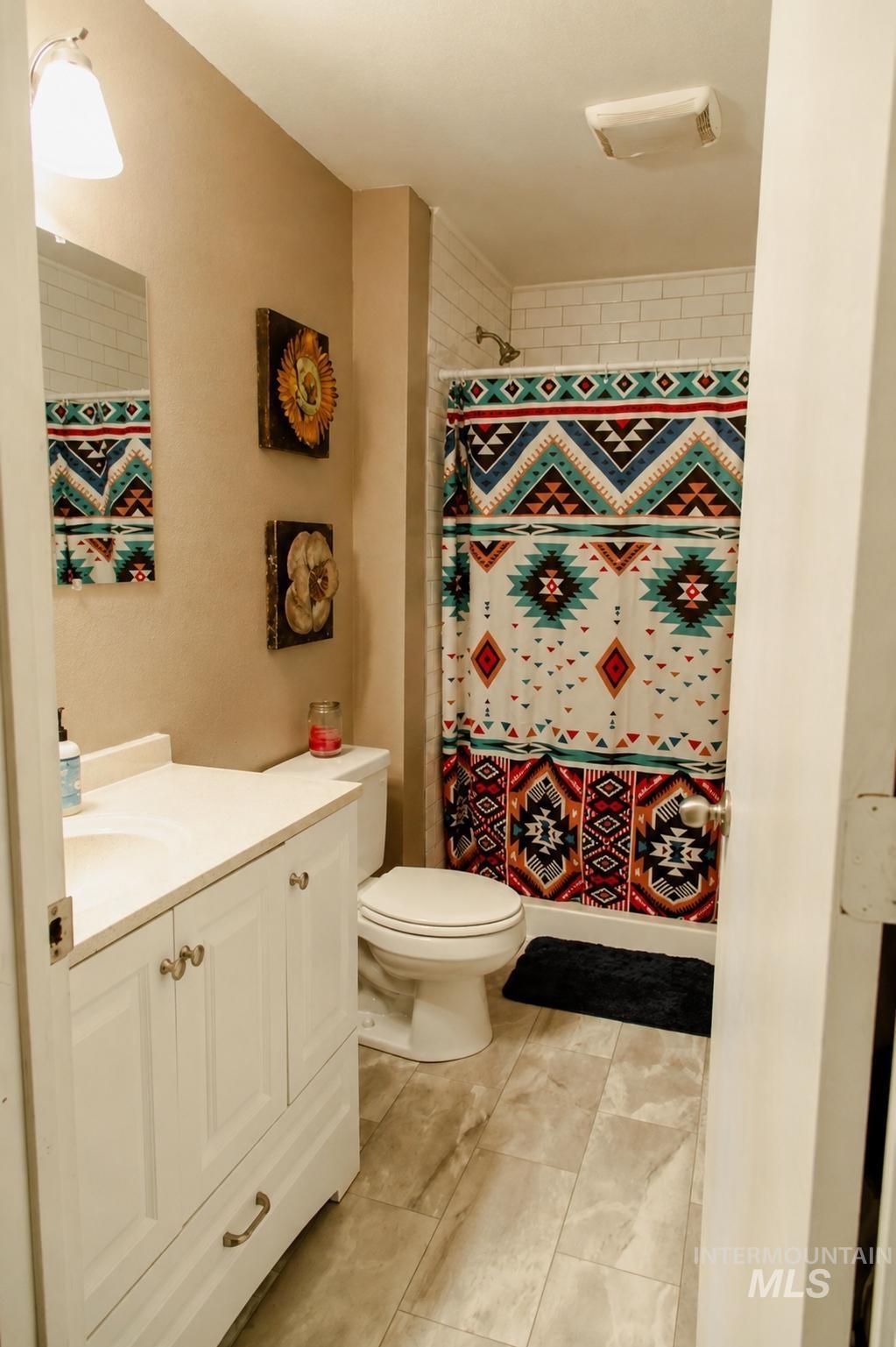 1404 Rochester Property Photo 15