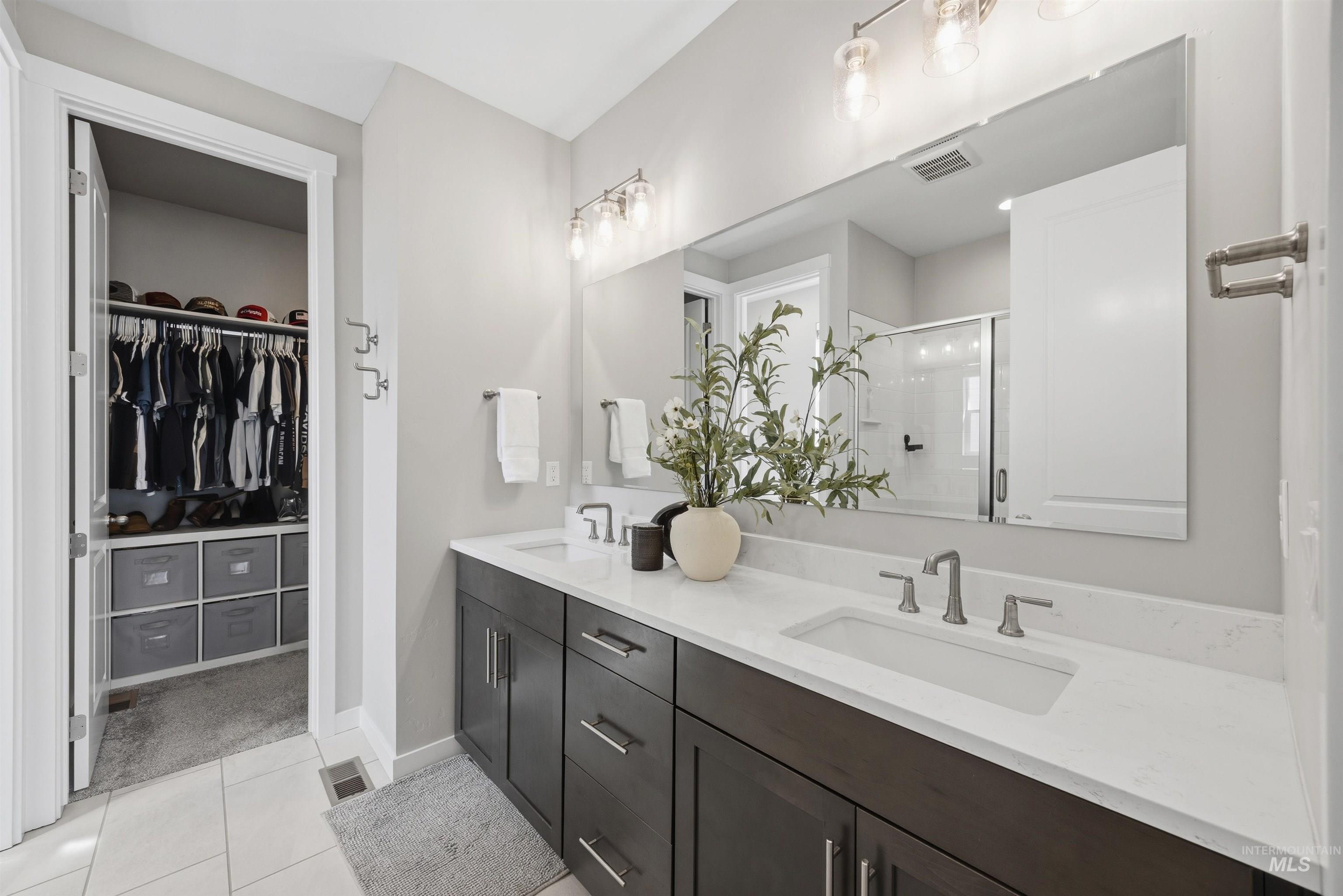 1407 Stirling Meadow Property Photo 16
