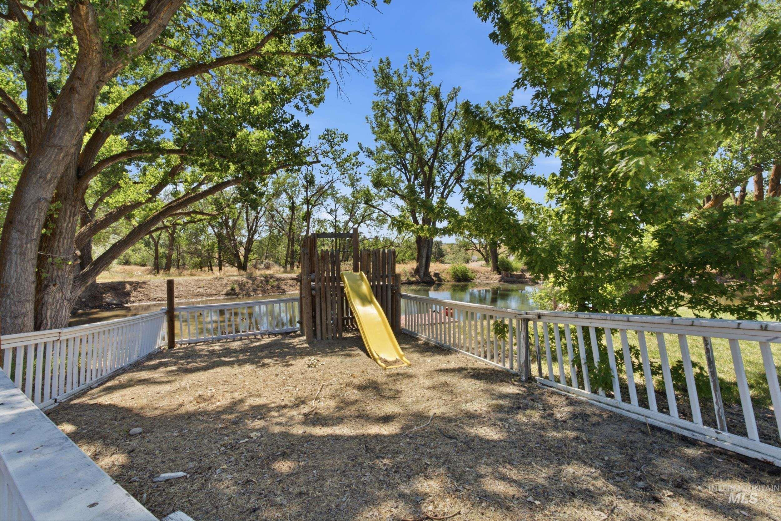 7781 Redmon Rd Property Photo 8