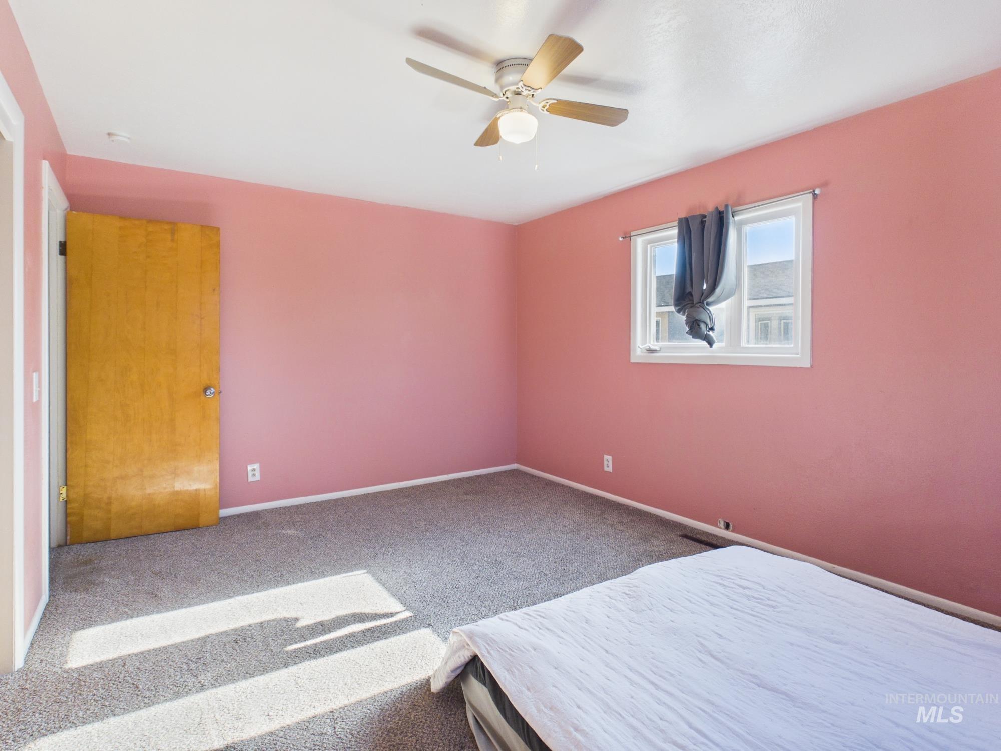 204 Anderson St Property Photo 19