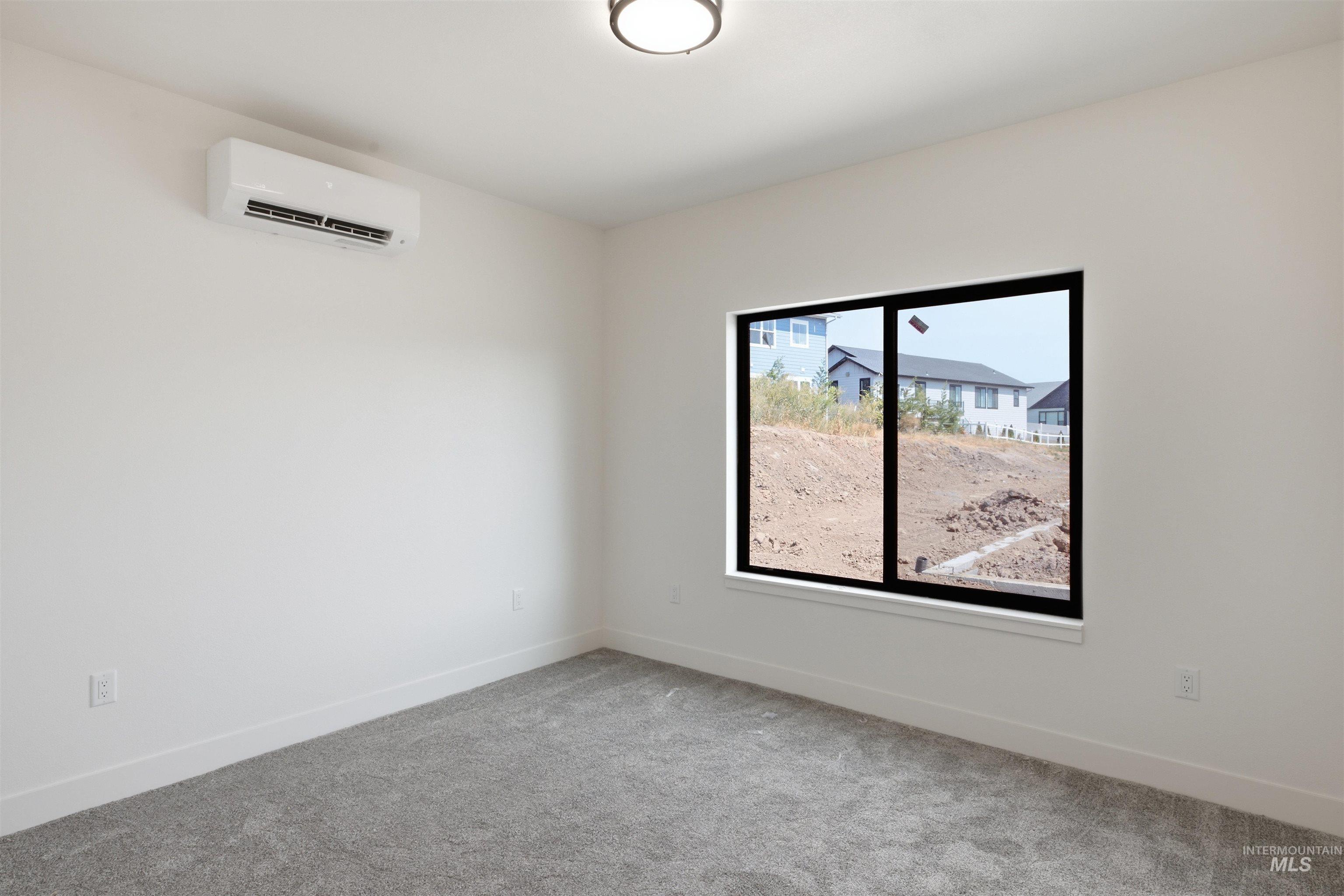 2824 Cyprus Court Property Photo 13
