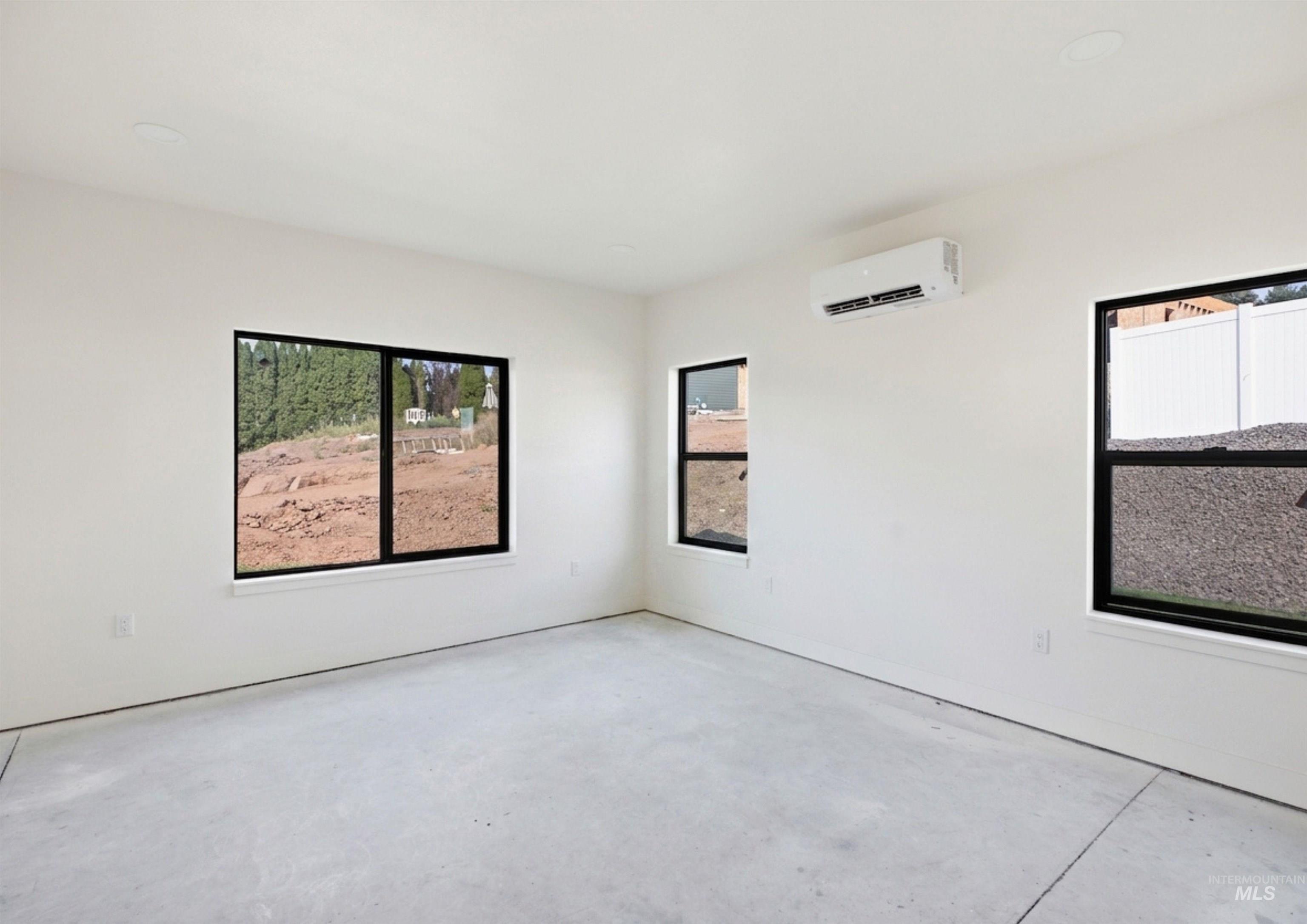 2824 Cyprus Court Property Photo 14
