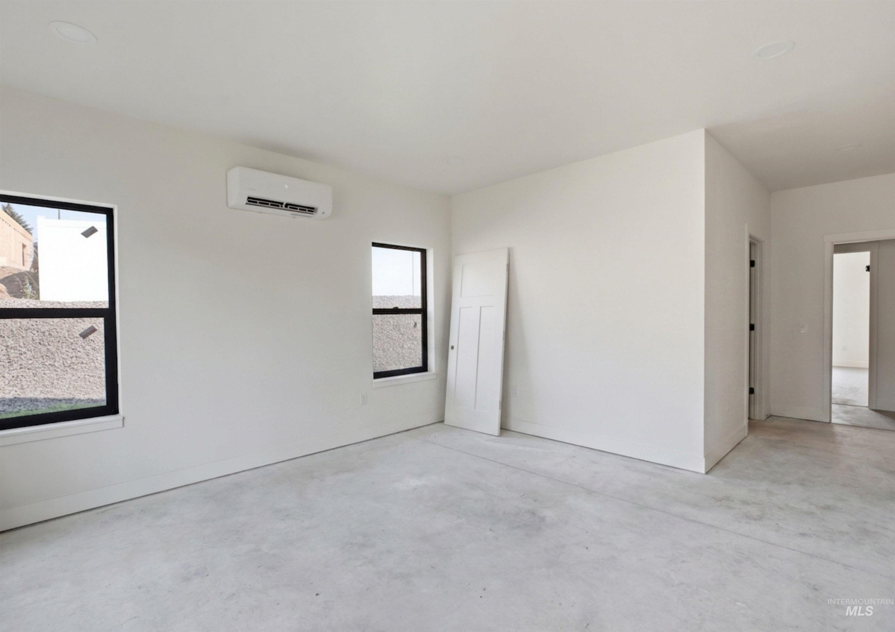 2824 Cyprus Court Property Photo 15