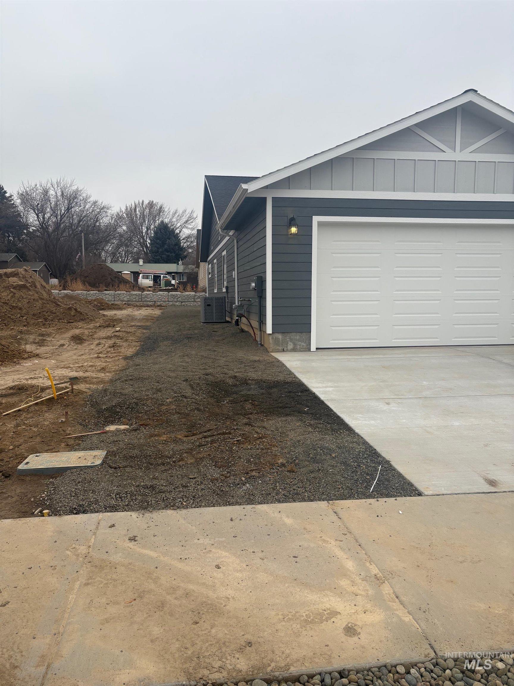 1815 Clark Fork Lane Property Photo 9