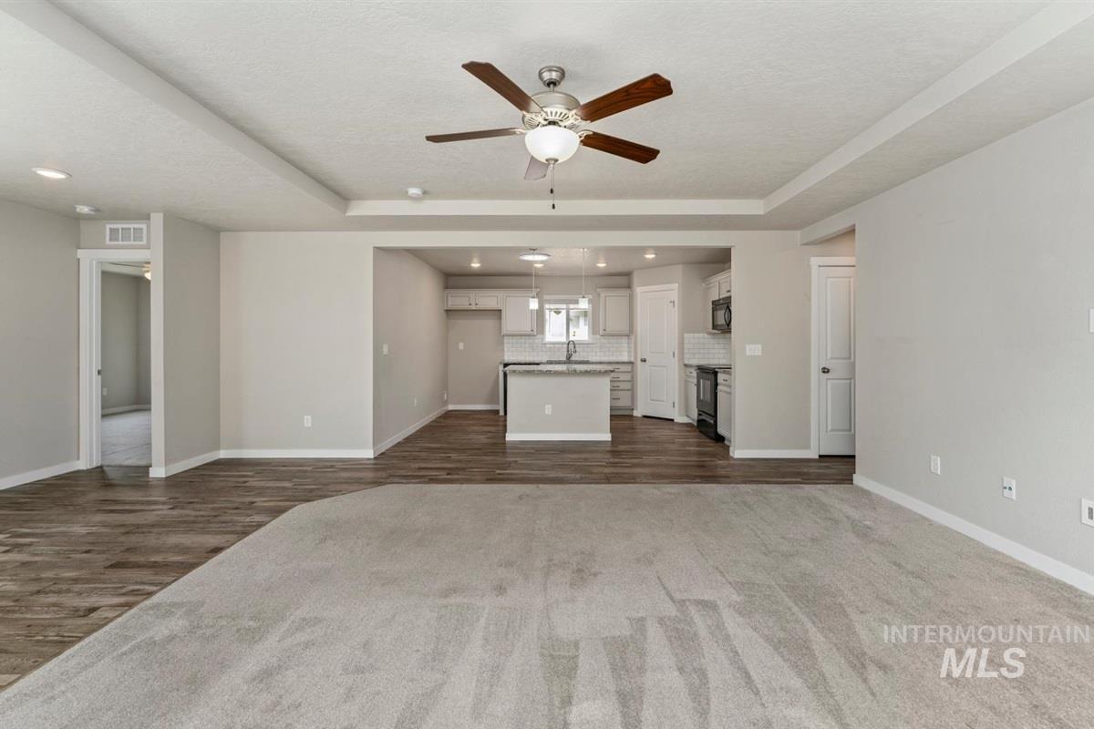7645 E Declaration Dr. Property Photo 6