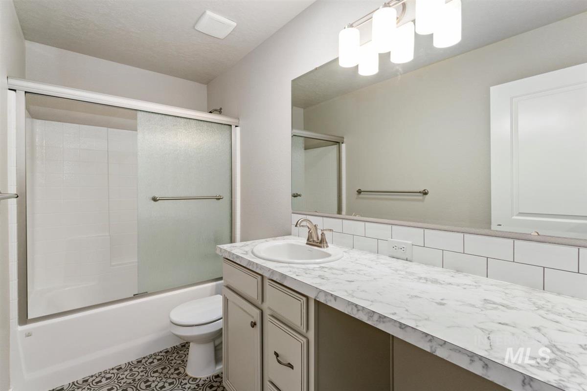 7645 E Declaration Dr. Property Photo 20