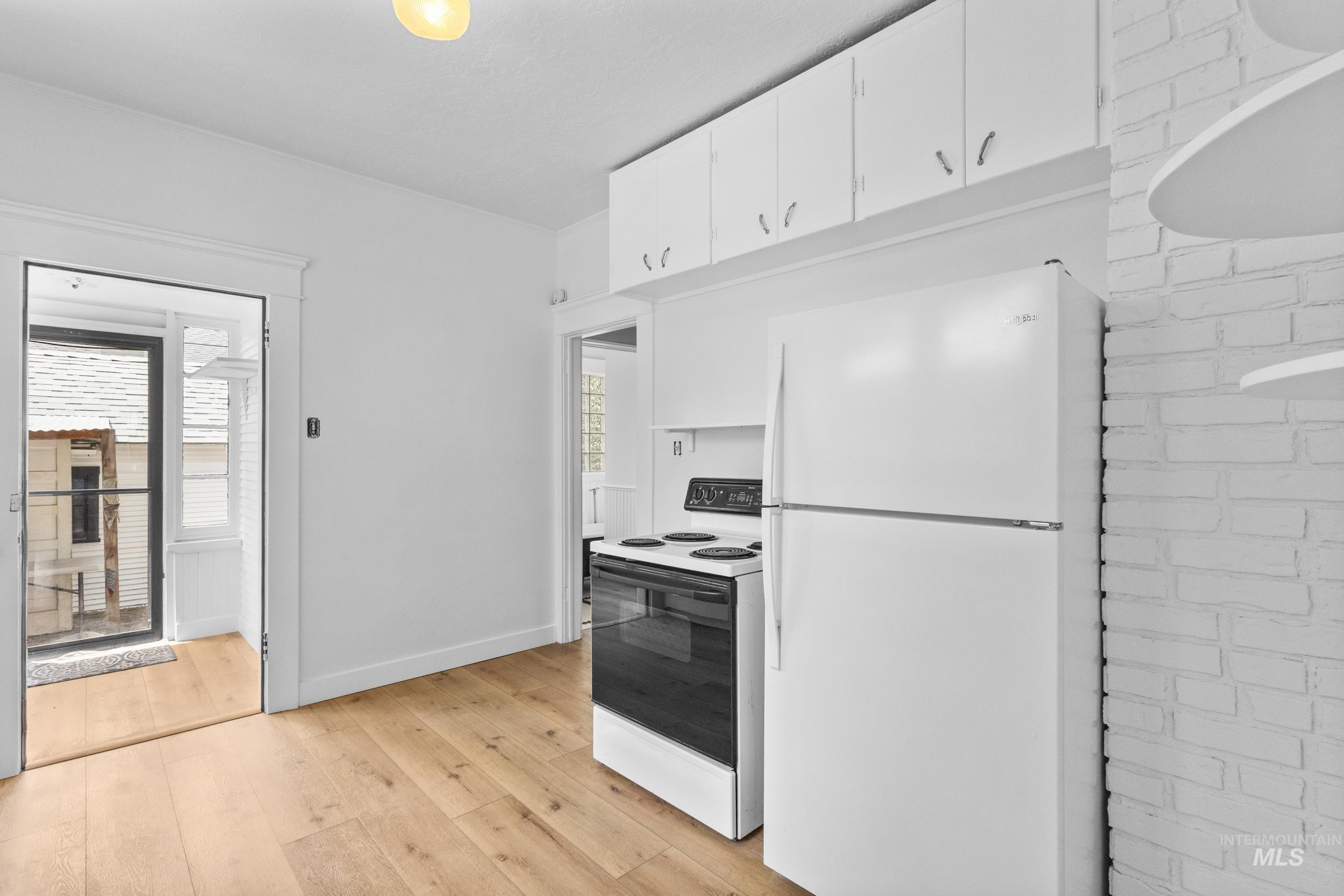 2119 W Brumback Street Property Photo 12