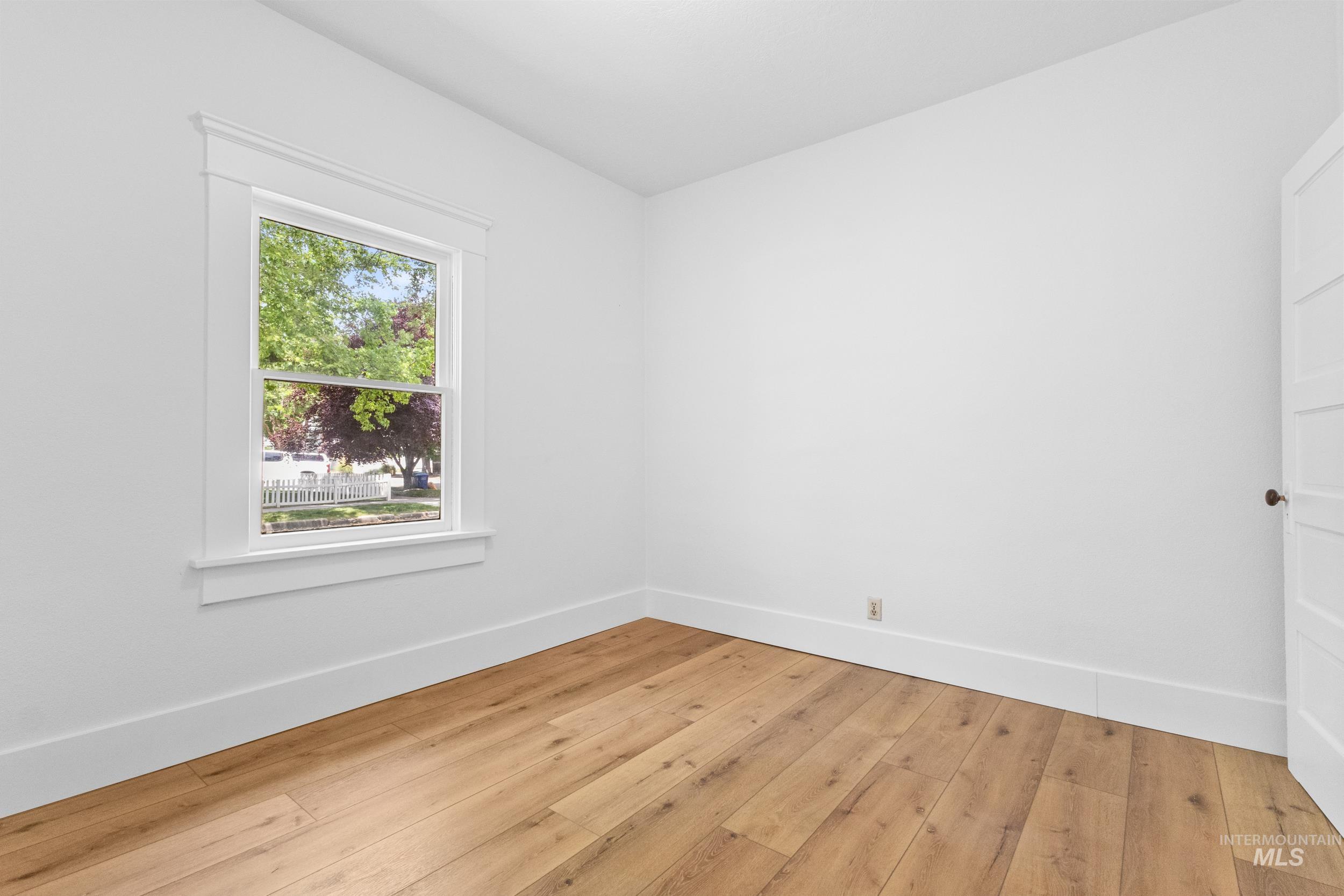 2119 W Brumback Street Property Photo 20