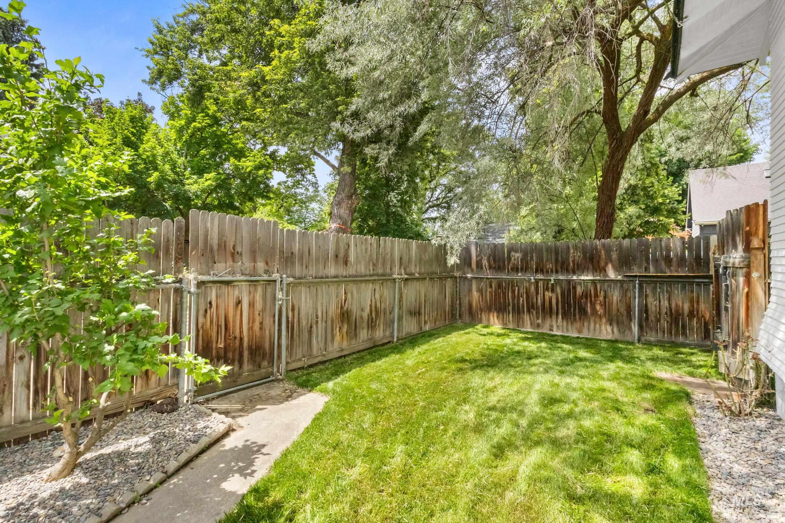 2119 W Brumback Street Property Photo 26