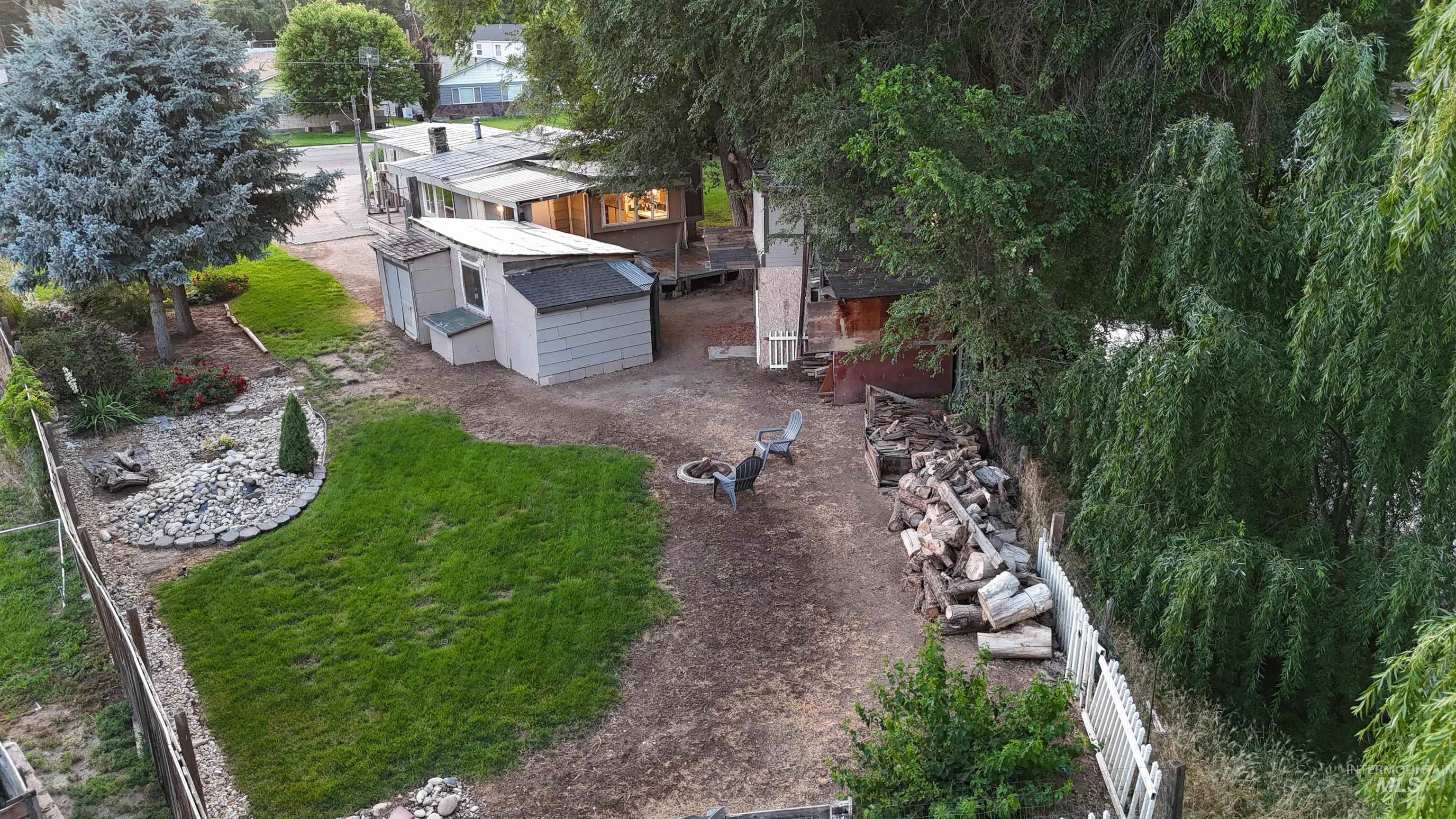 1226 S Elder St Property Photo 6