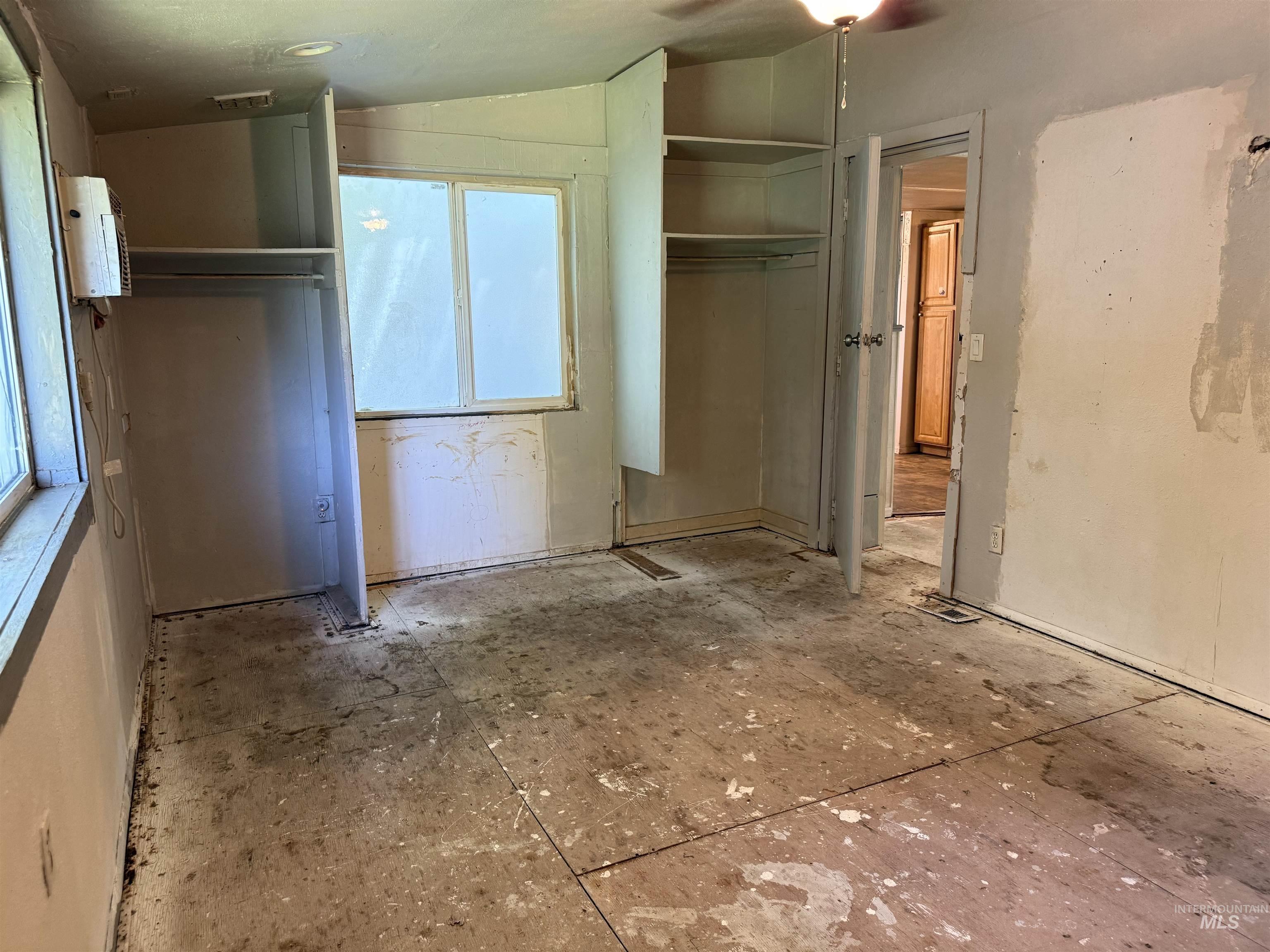 1226 S Elder St Property Photo 27