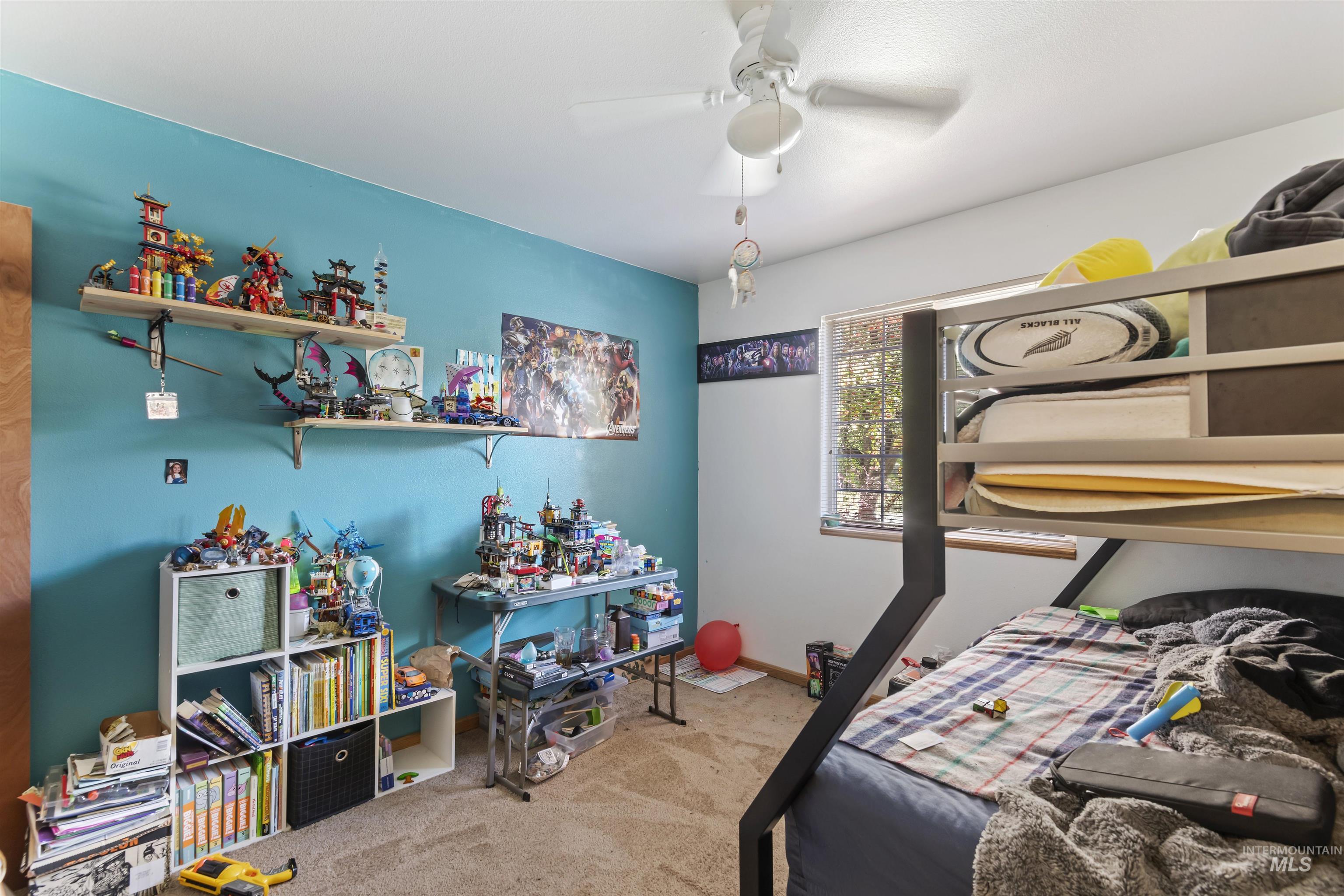 5675 N Graham Ave Property Photo 10