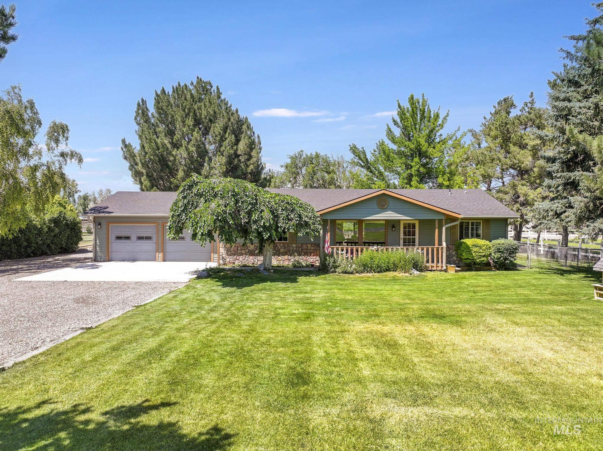 3316 Oregon Trail Drive Property Photo 1