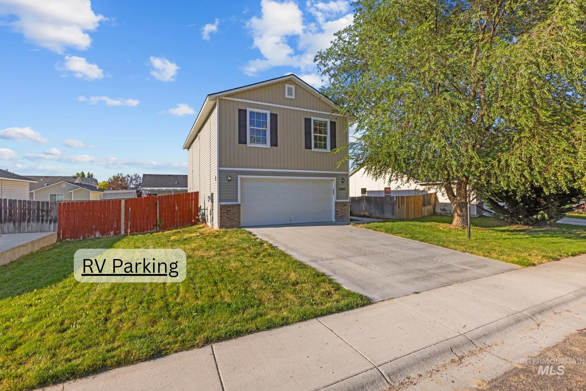 11800 Altamont St Property Photo 1