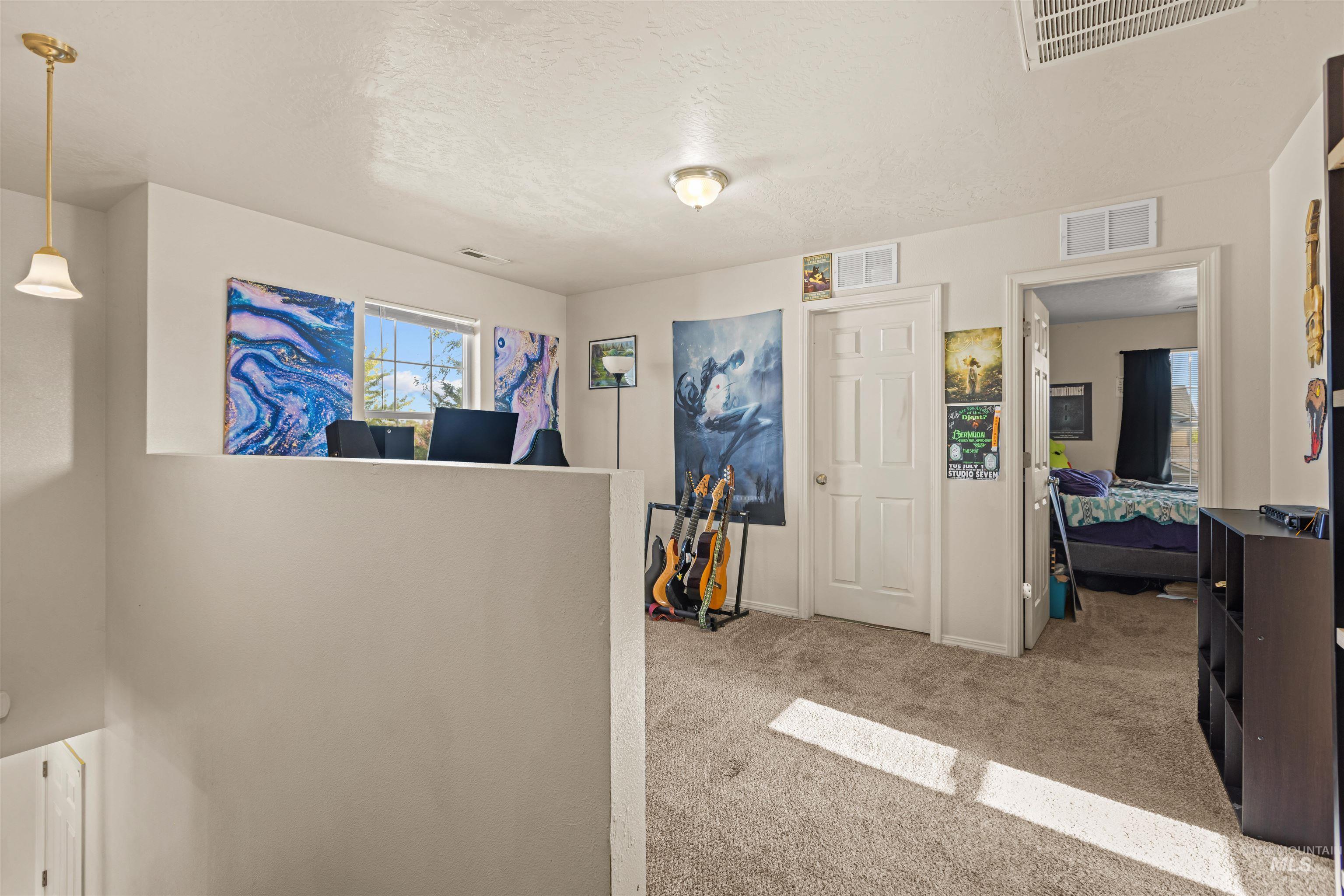11800 Altamont St Property Photo 19