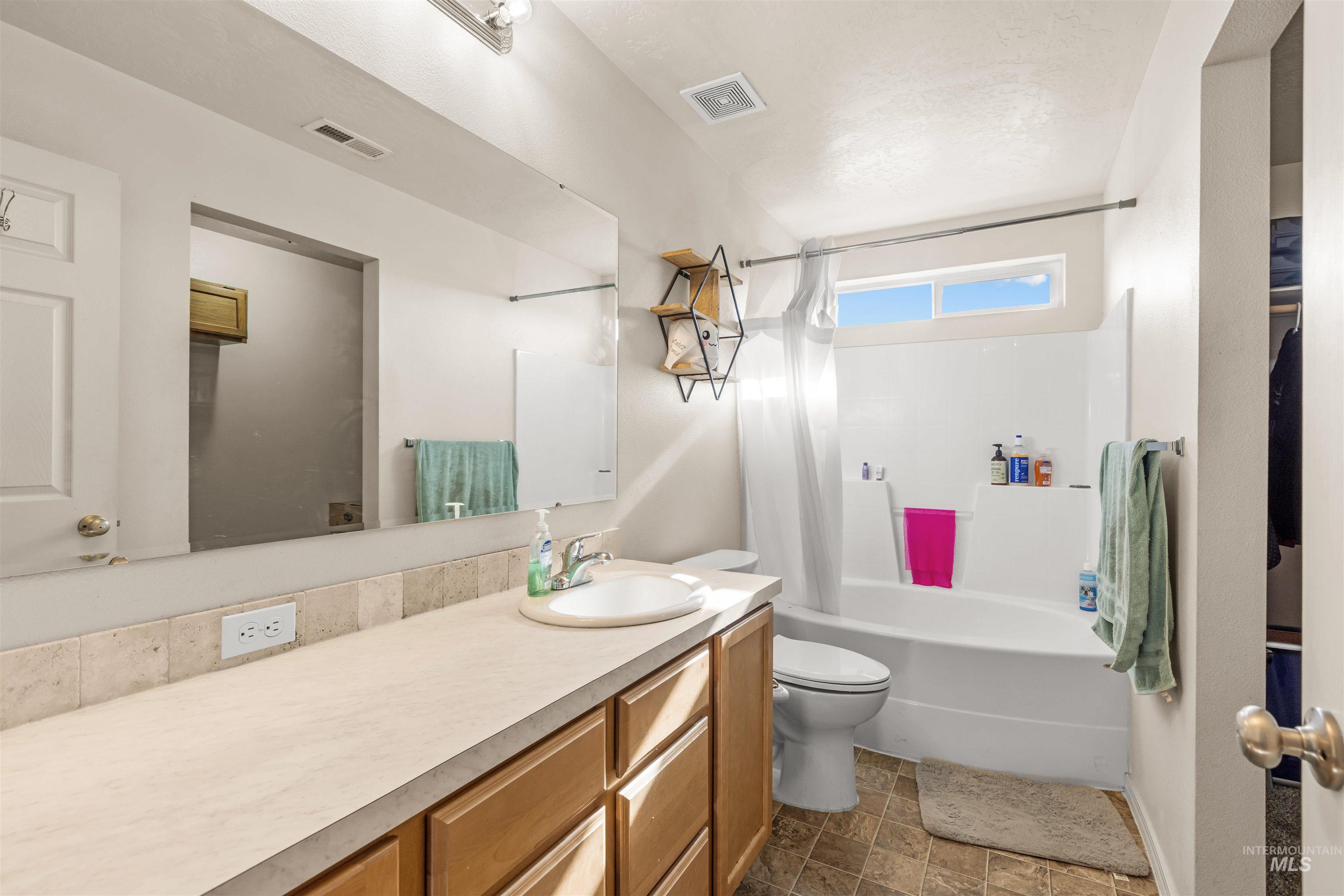 11800 Altamont St Property Photo 29