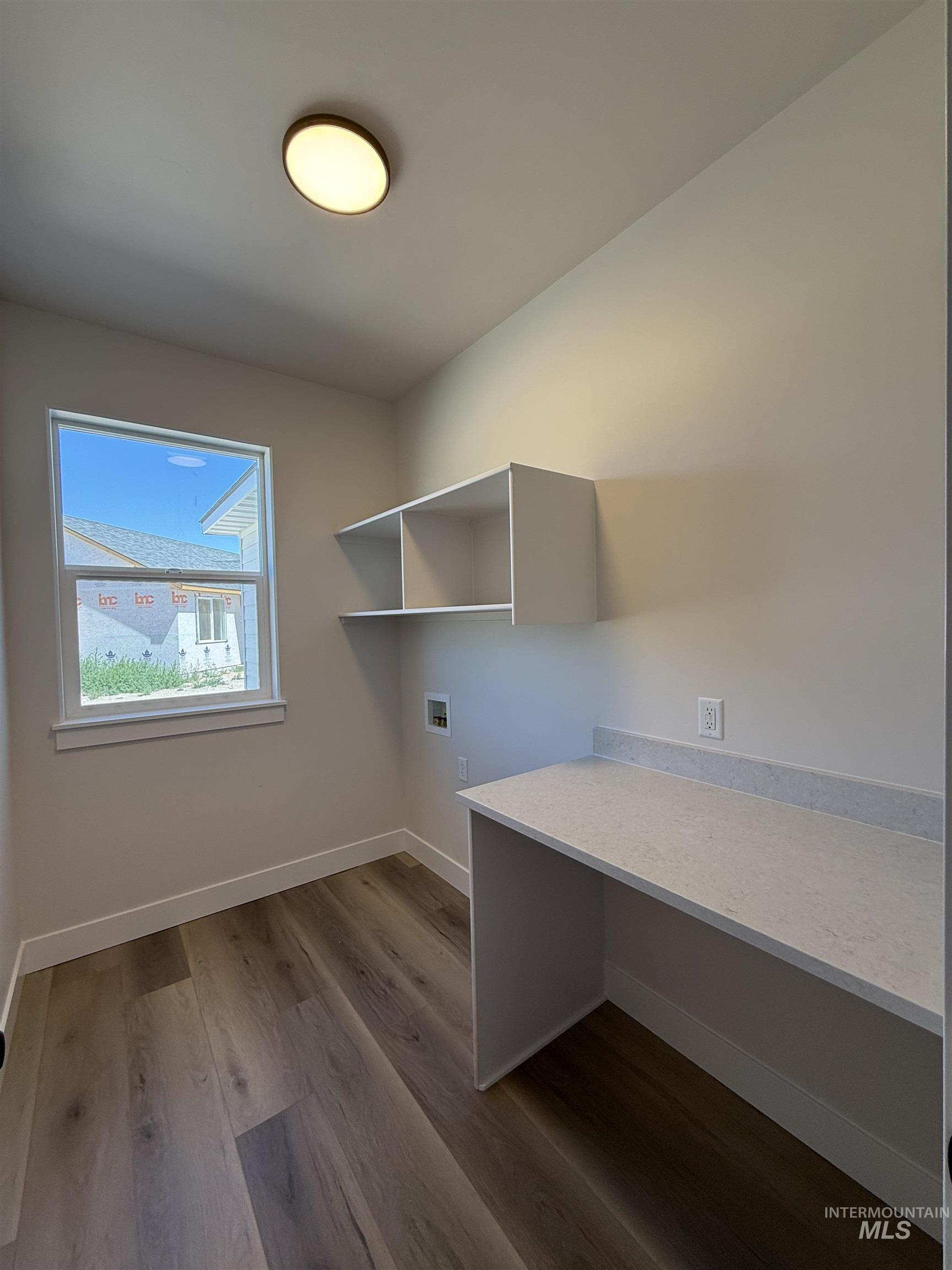 720 W Clark St. Property Photo 15