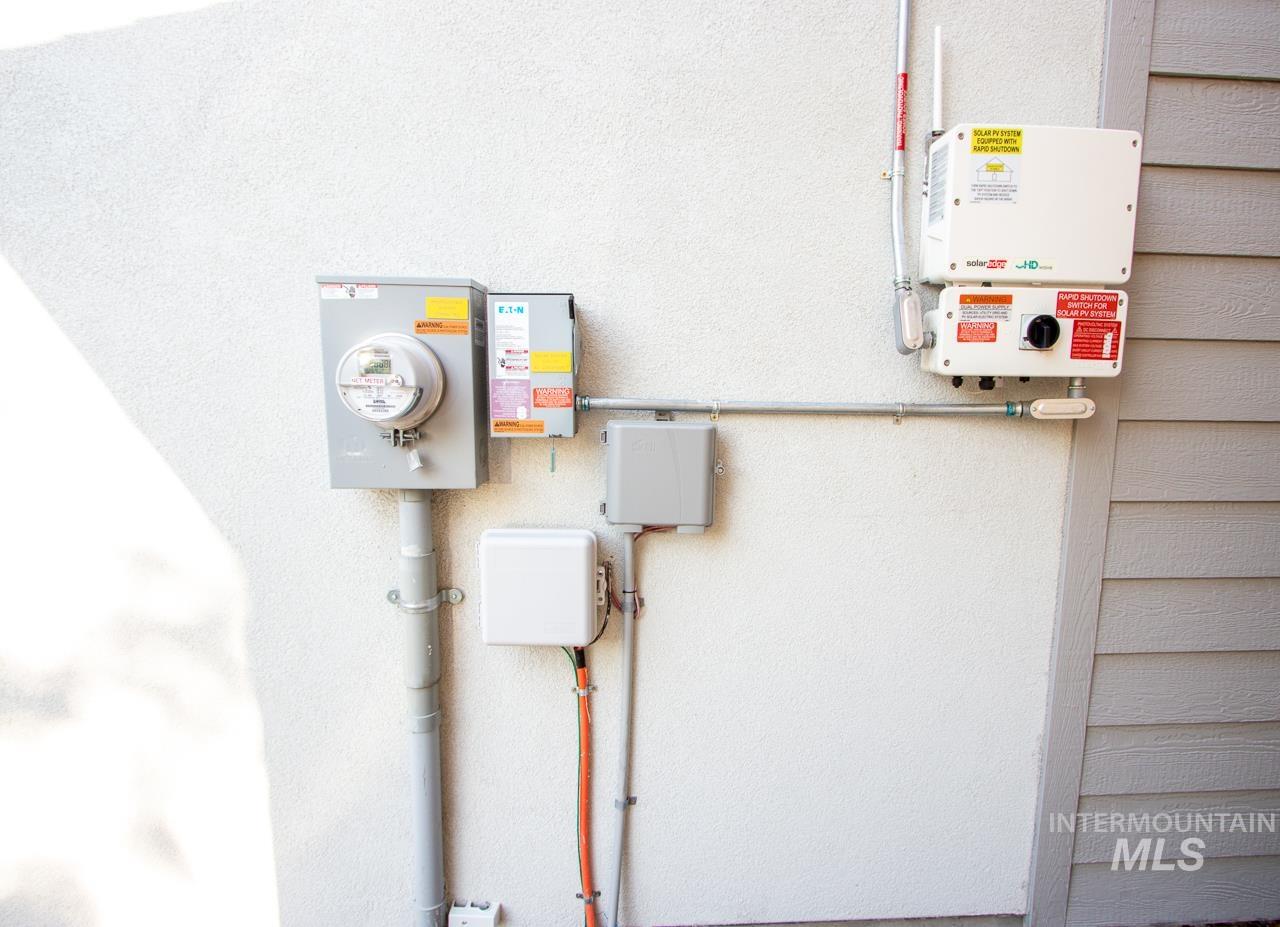 795 E Bissett St Property Photo 37