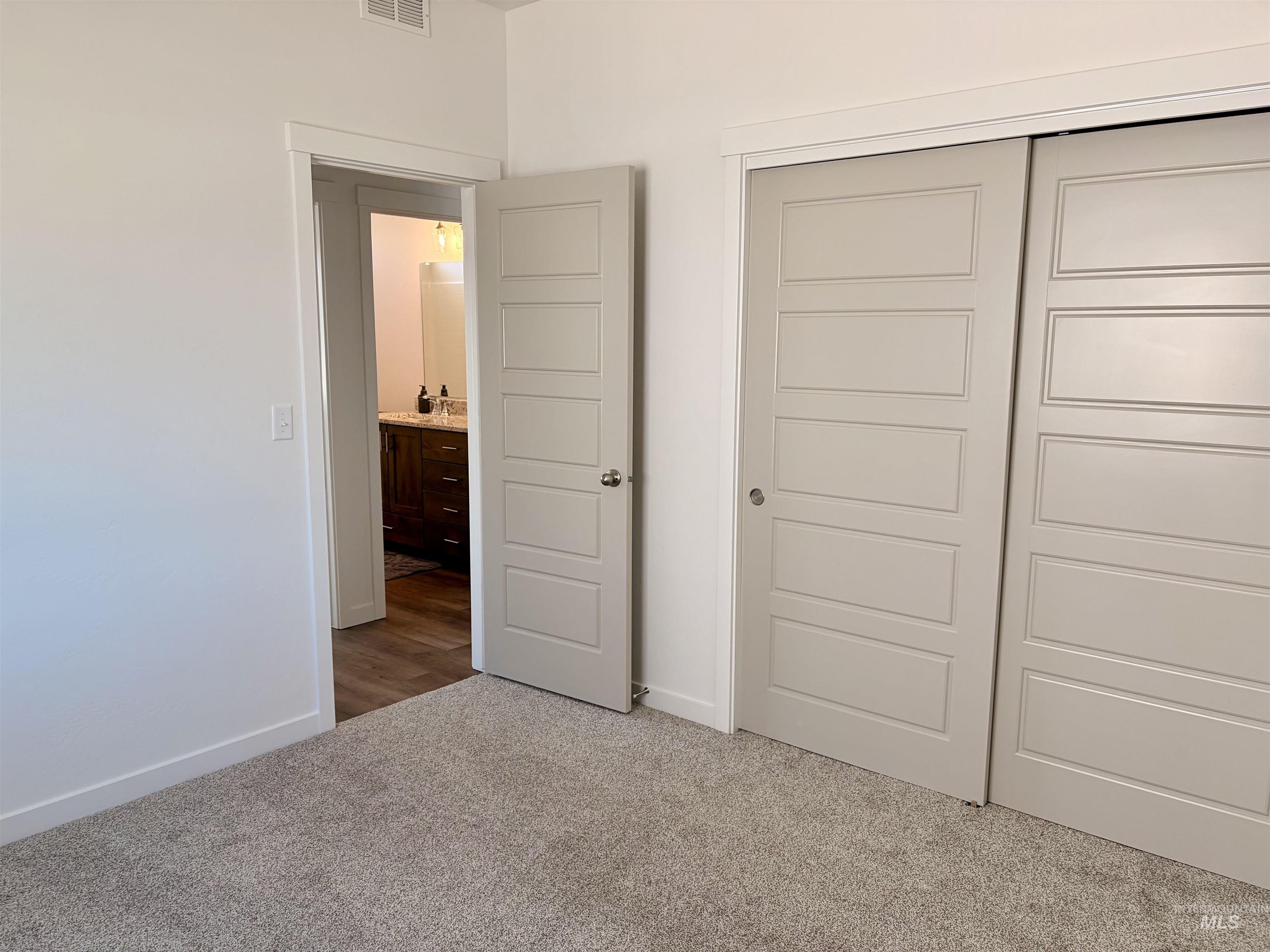 751 Waveland Avenue Property Photo 25