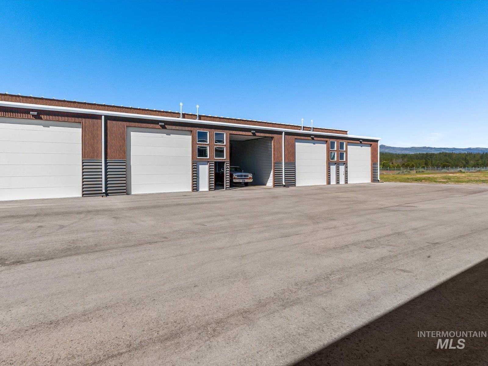 1453 S Main Unit A7 Property Photo 3