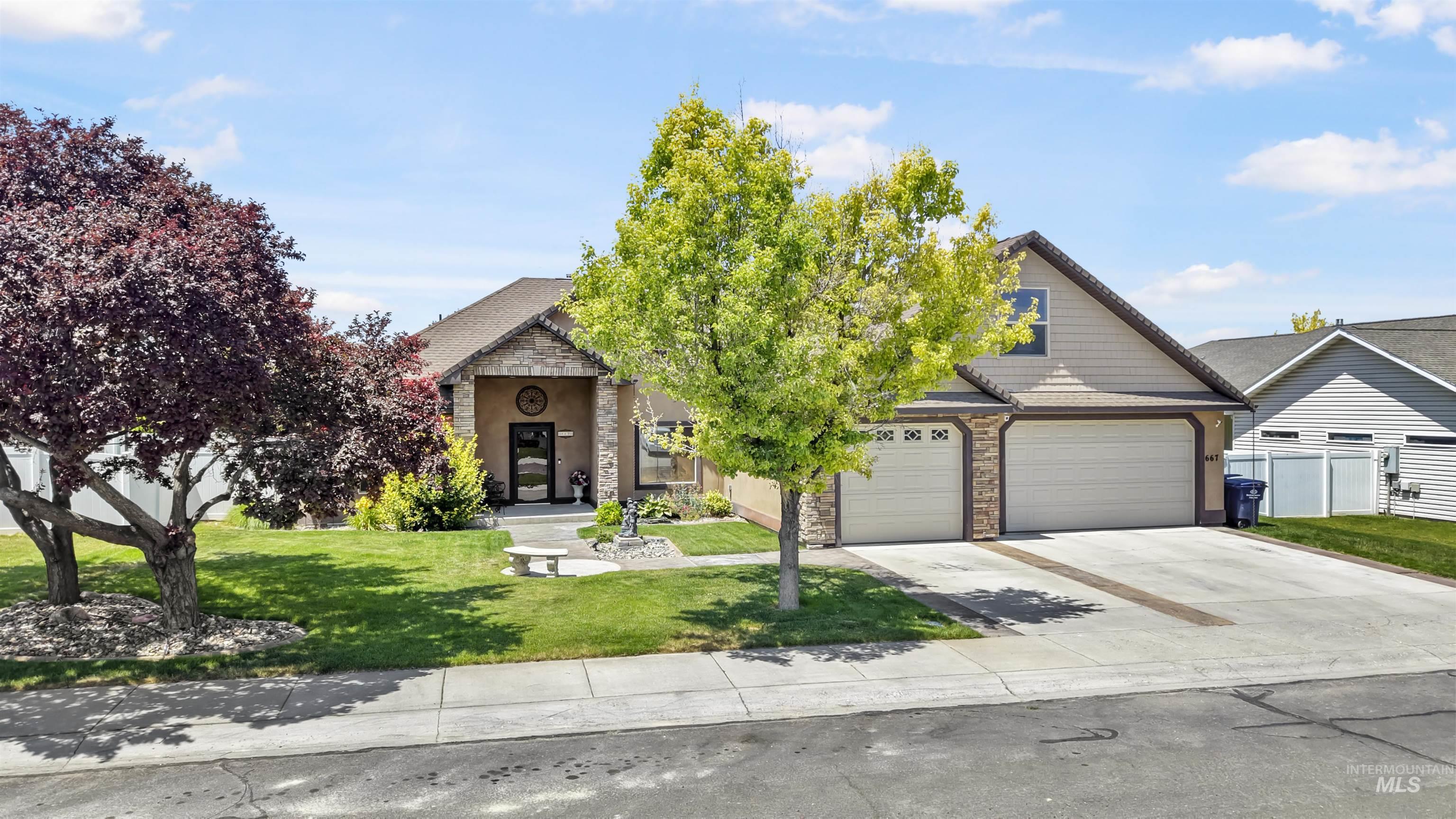 667 Sunfire Drive Property Photo 40