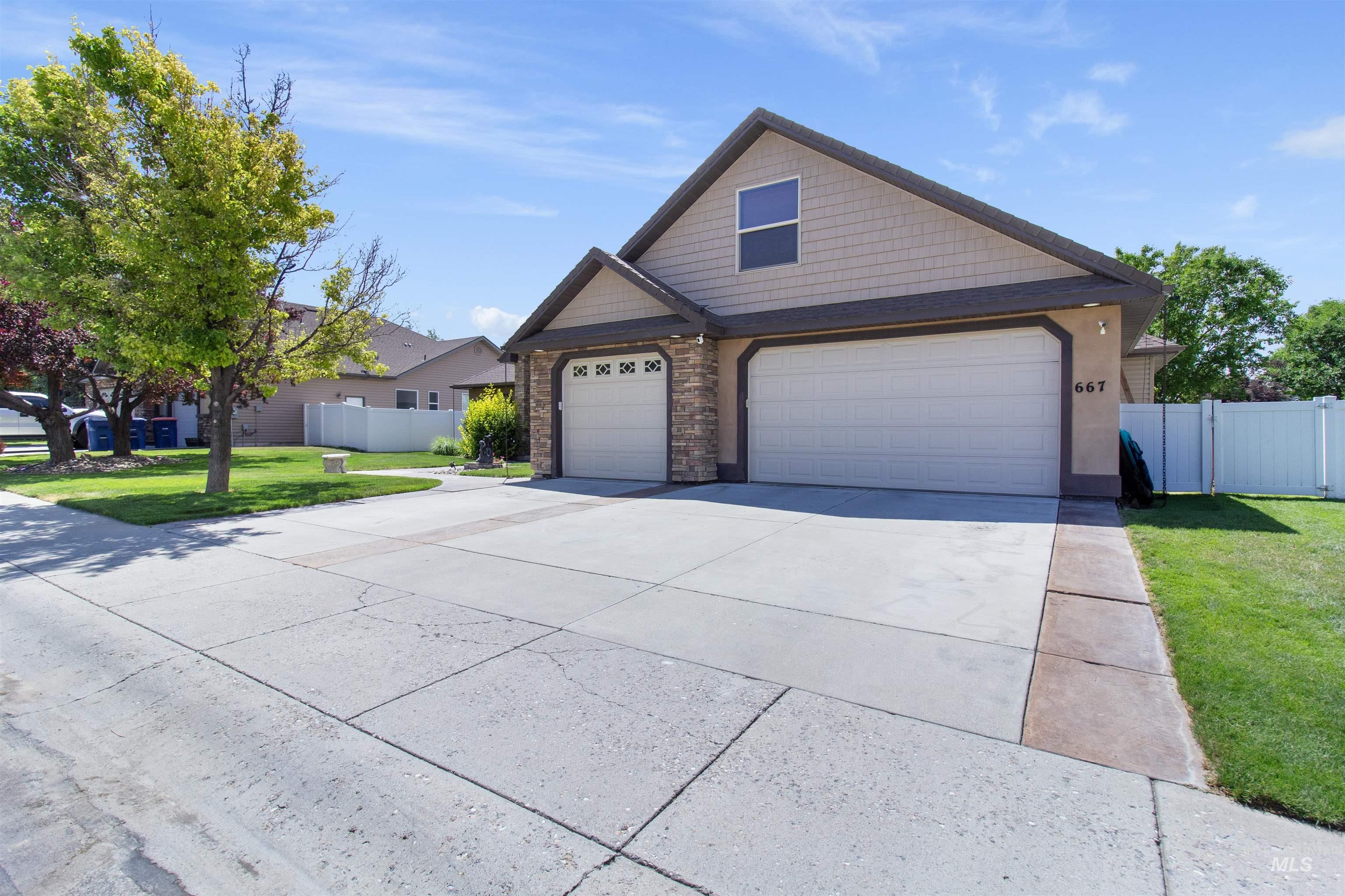 667 Sunfire Drive Property Photo 41