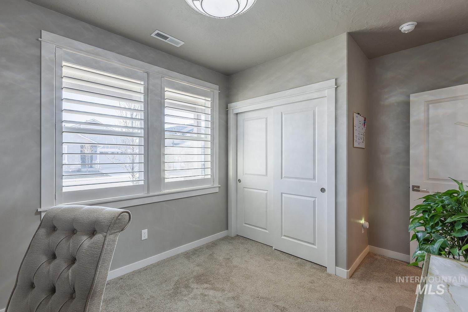 10672 W W Daylily Ave Property Photo 28