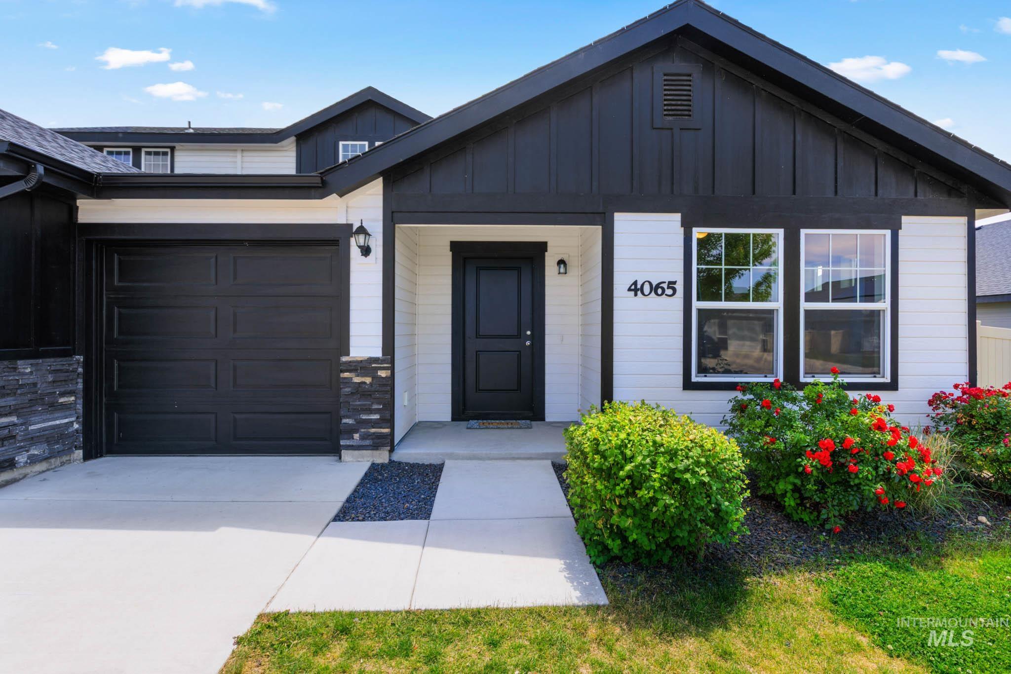 4065 E Eagle Ridge Drive Property Photo 3