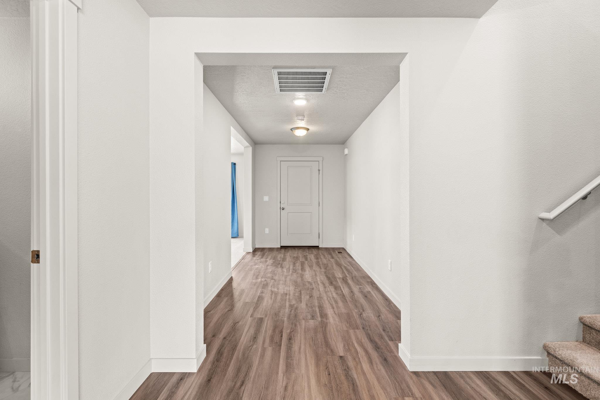 4065 E Eagle Ridge Drive Property Photo 4
