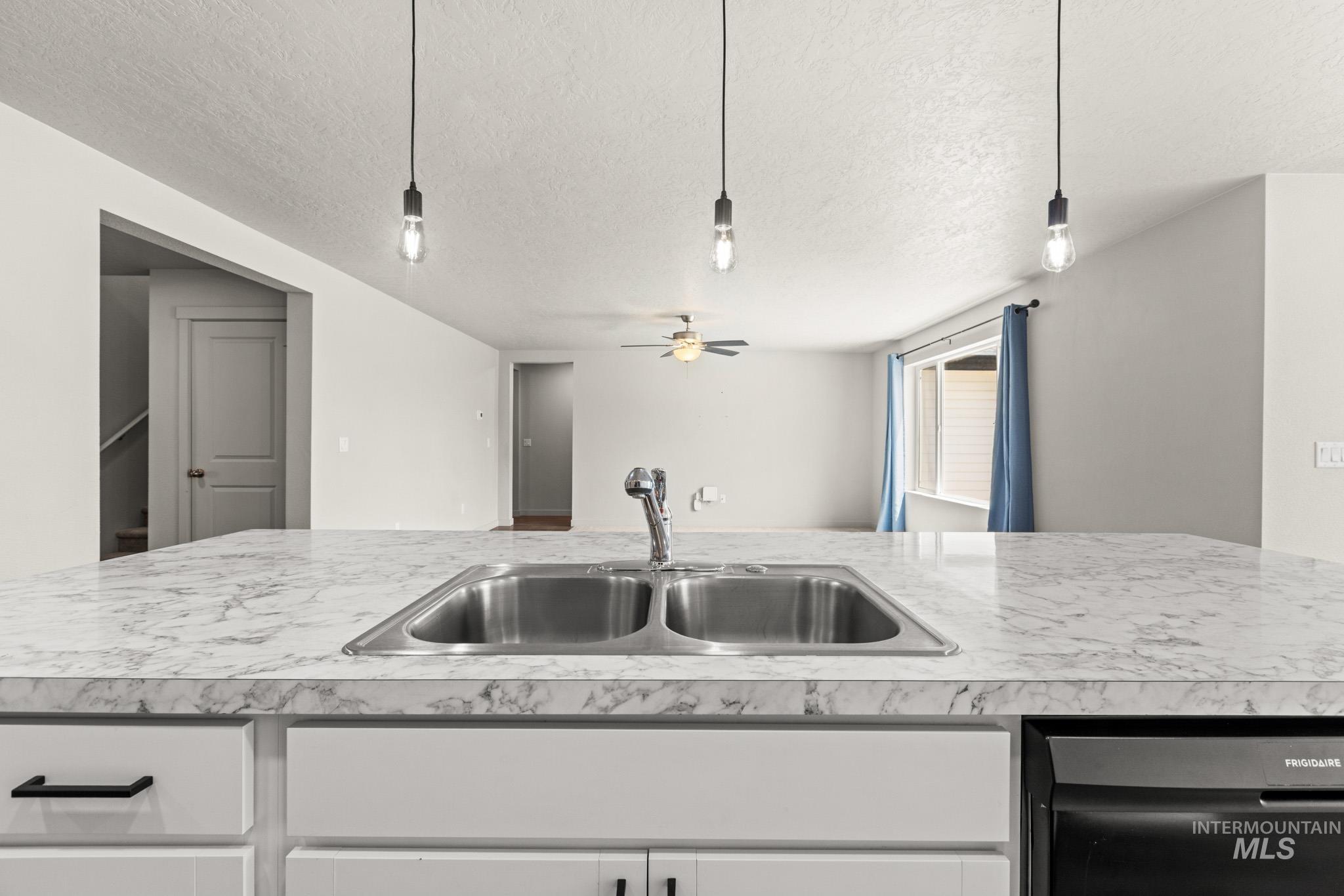 4065 E Eagle Ridge Drive Property Photo 18