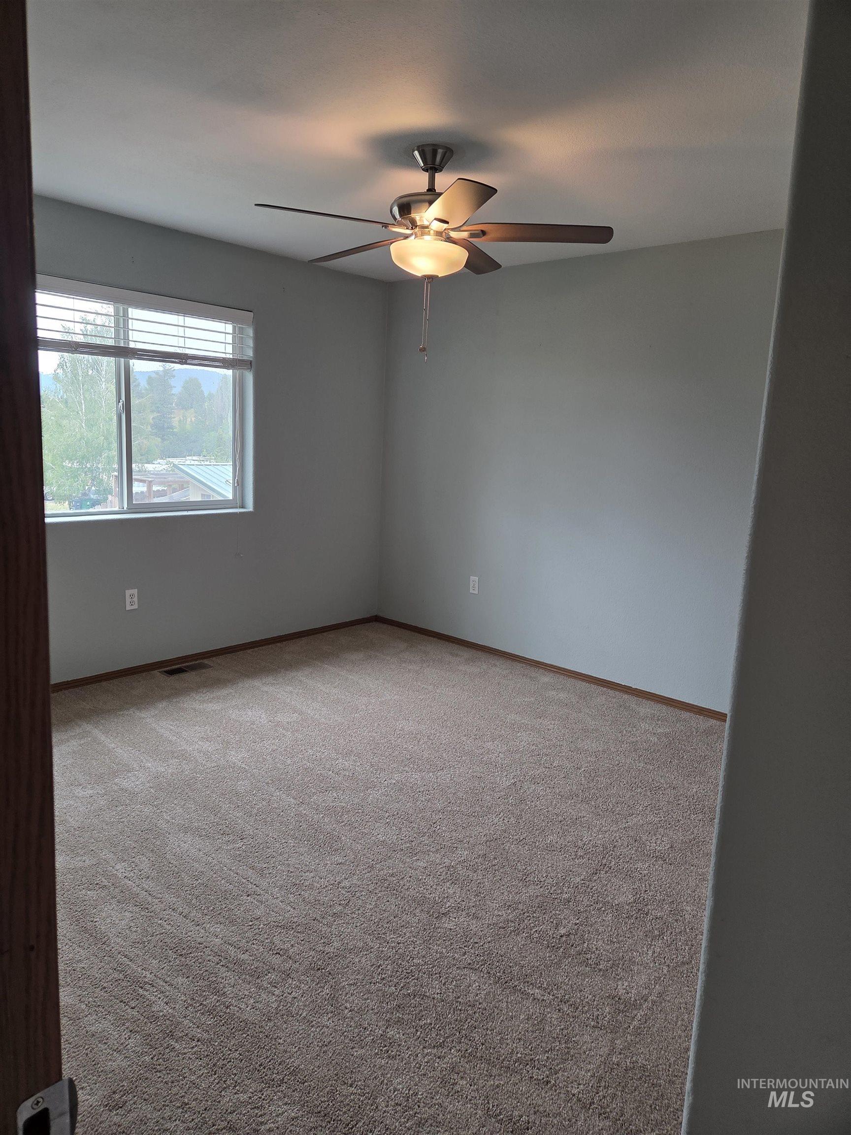 410 Gambels Lane Property Photo 19