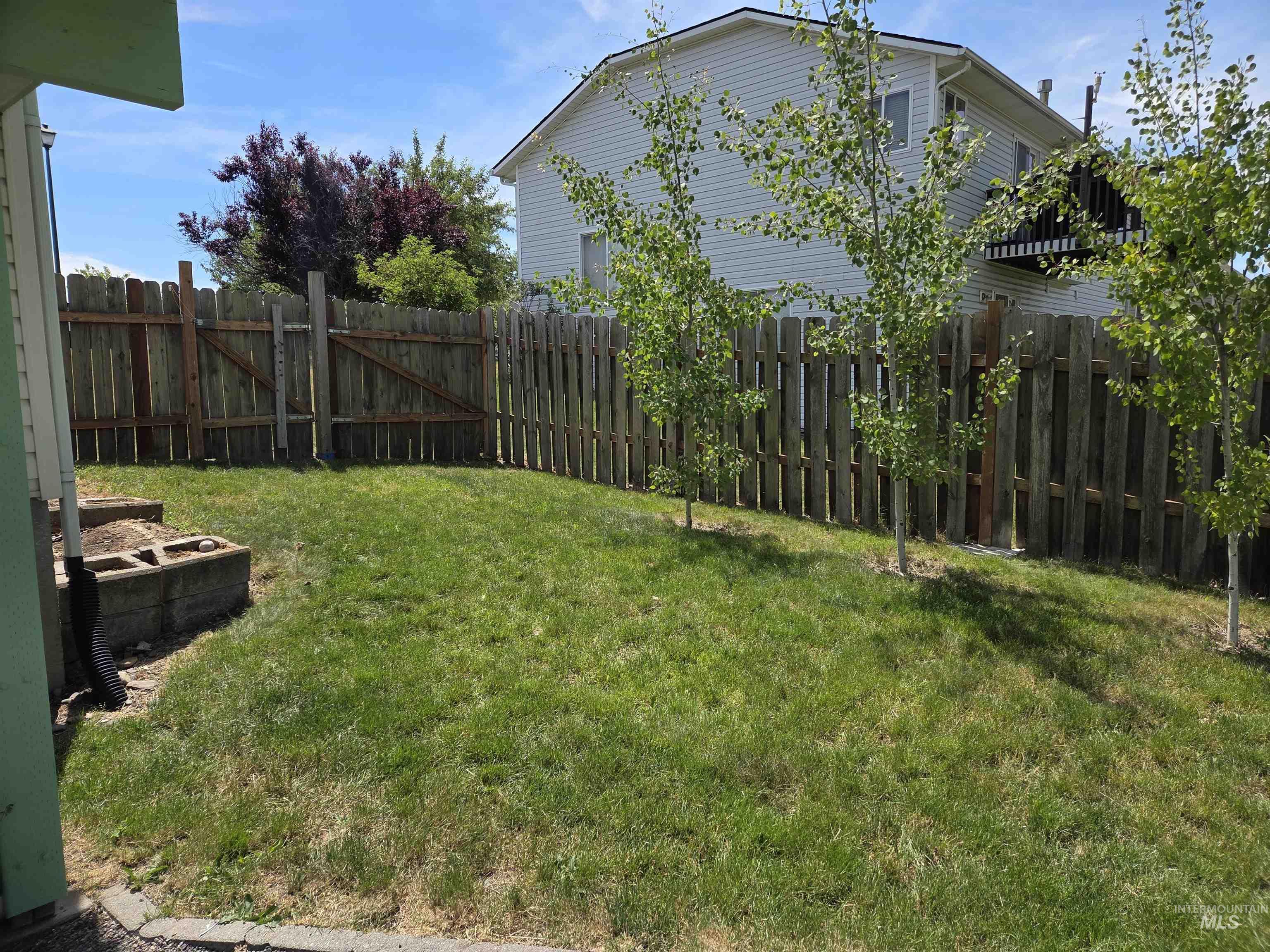 410 Gambels Lane Property Photo 41