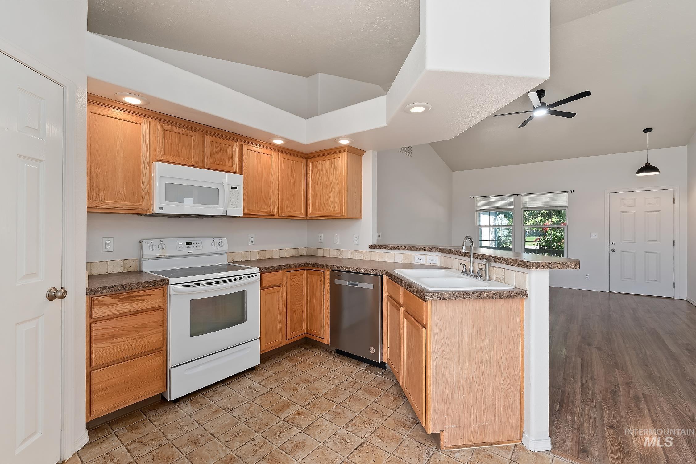 4393 W. Newland Property Photo 5