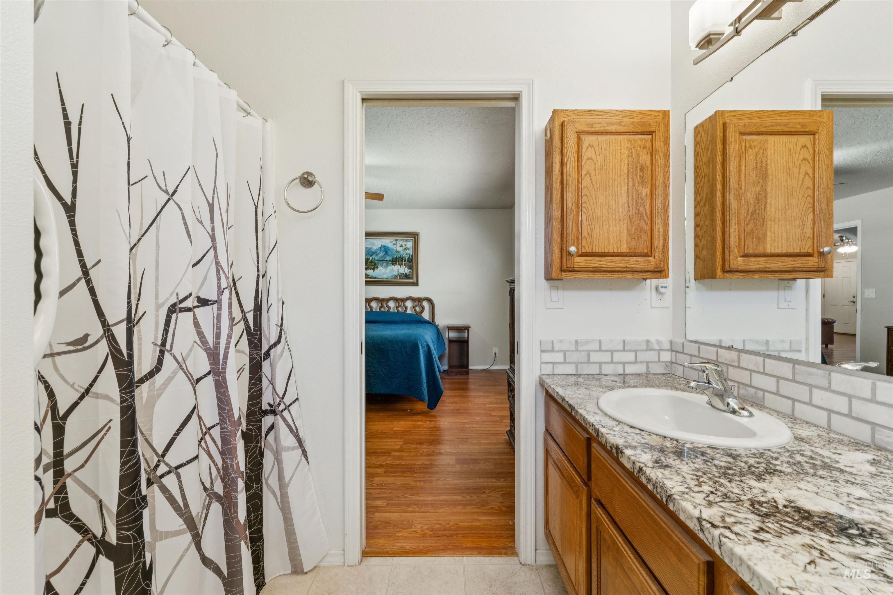 1114 Feltham Peak Dr. Property Photo 21