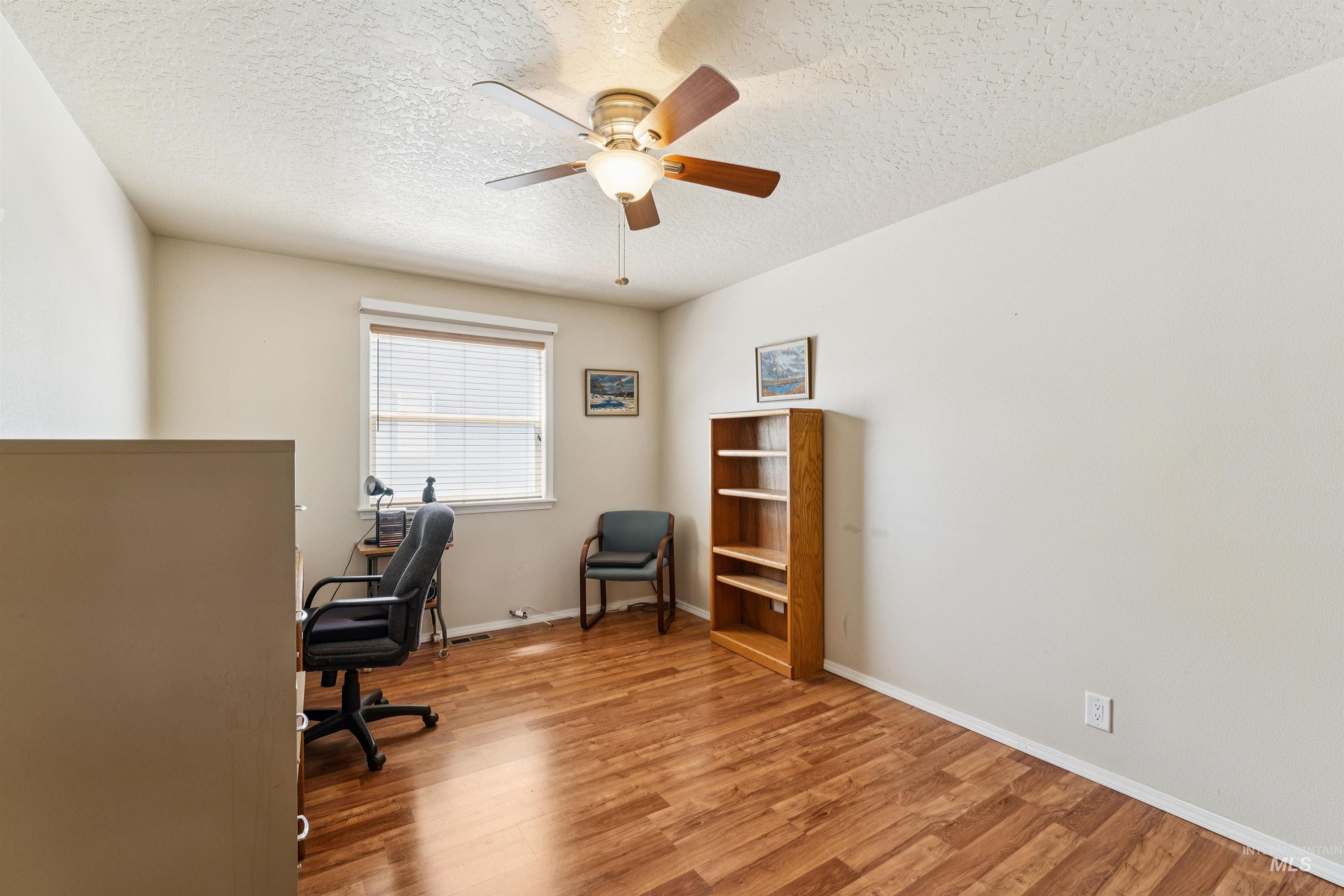 1114 Feltham Peak Dr. Property Photo 22
