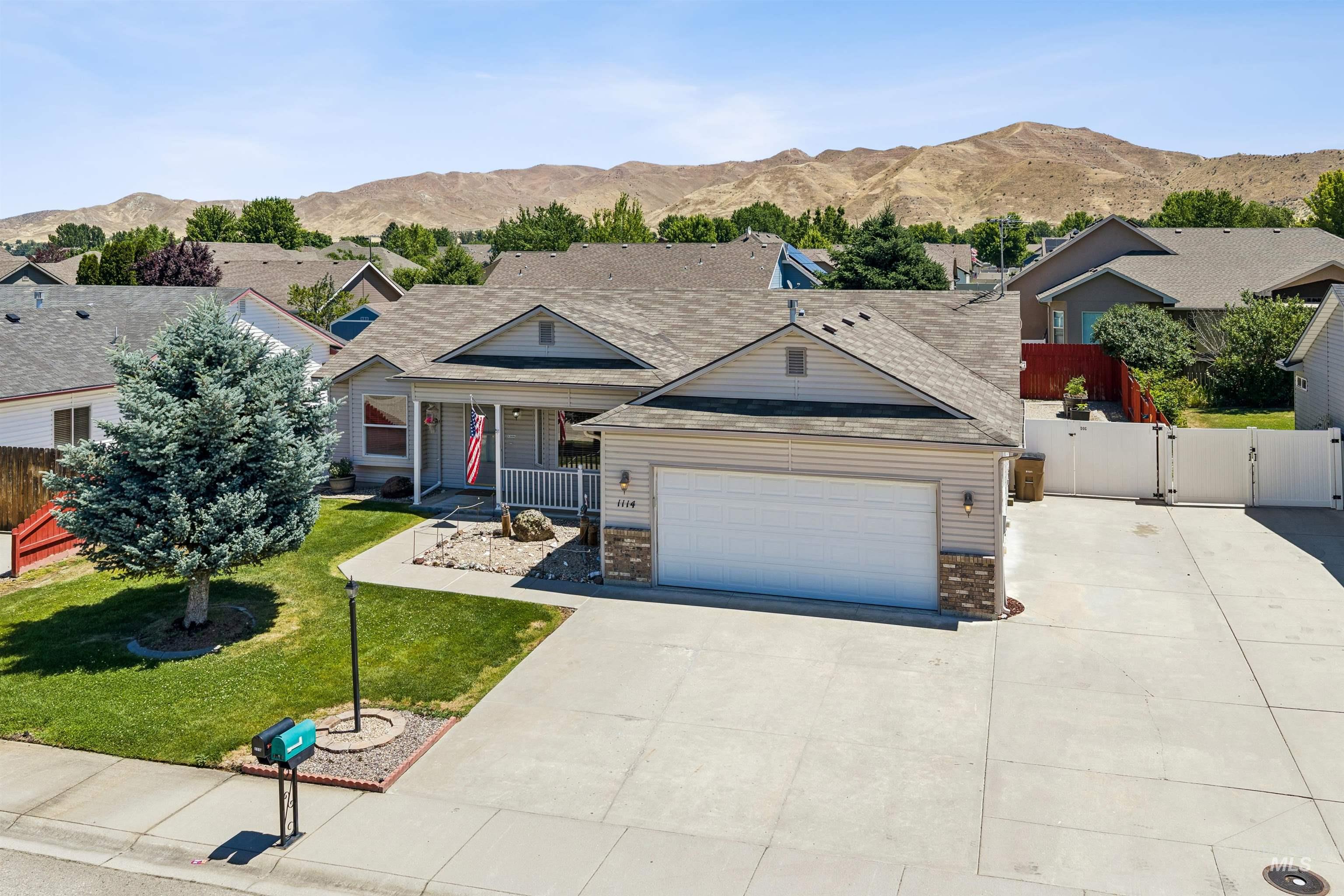 1114 Feltham Peak Dr. Property Photo 40