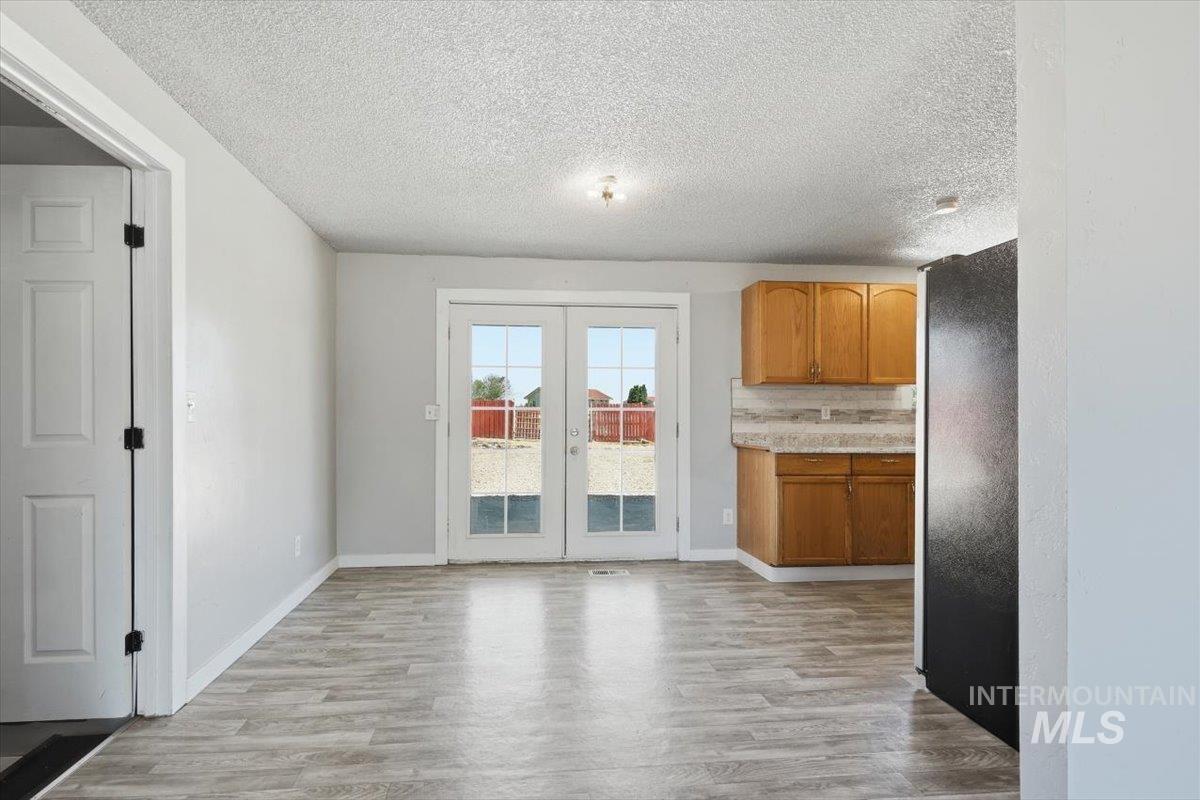 5720 Sunset Dr Property Photo 6