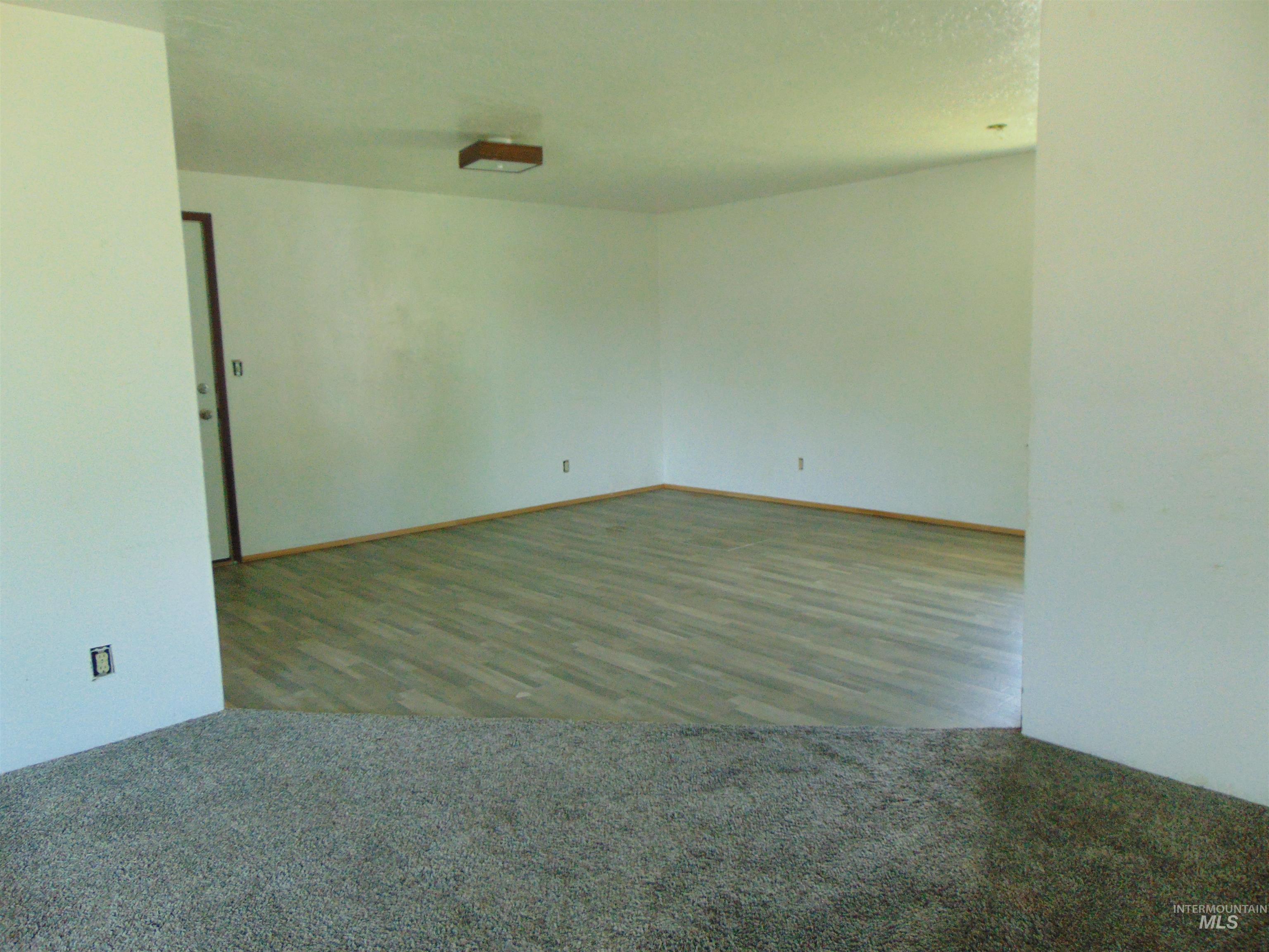 1113 Sw 14th Ave. Property Photo 9