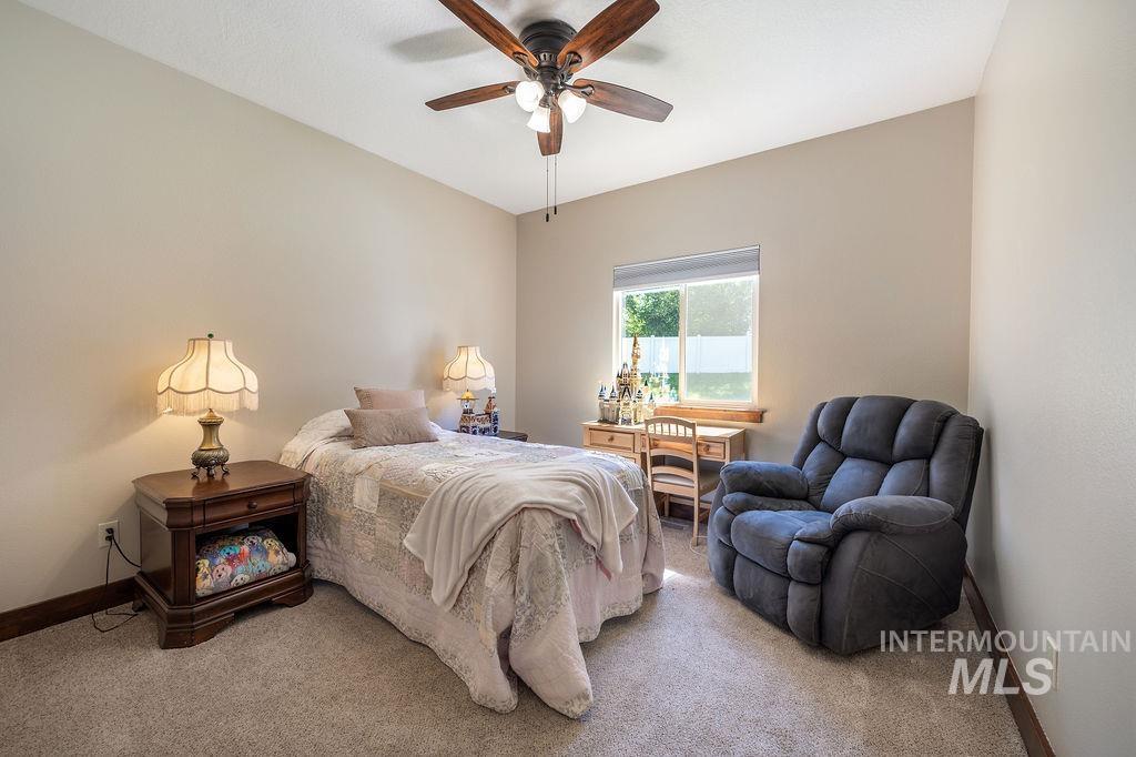 296 N Clearpoint Way Property Photo 15
