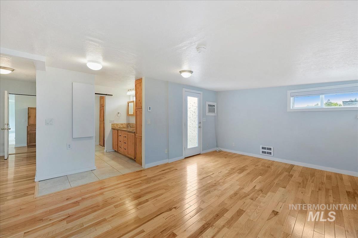 7141 W Hill Rd Property Photo 10