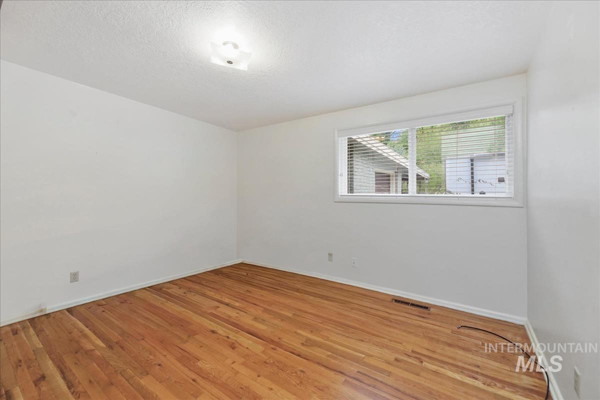 7141 W Hill Rd Property Photo 14